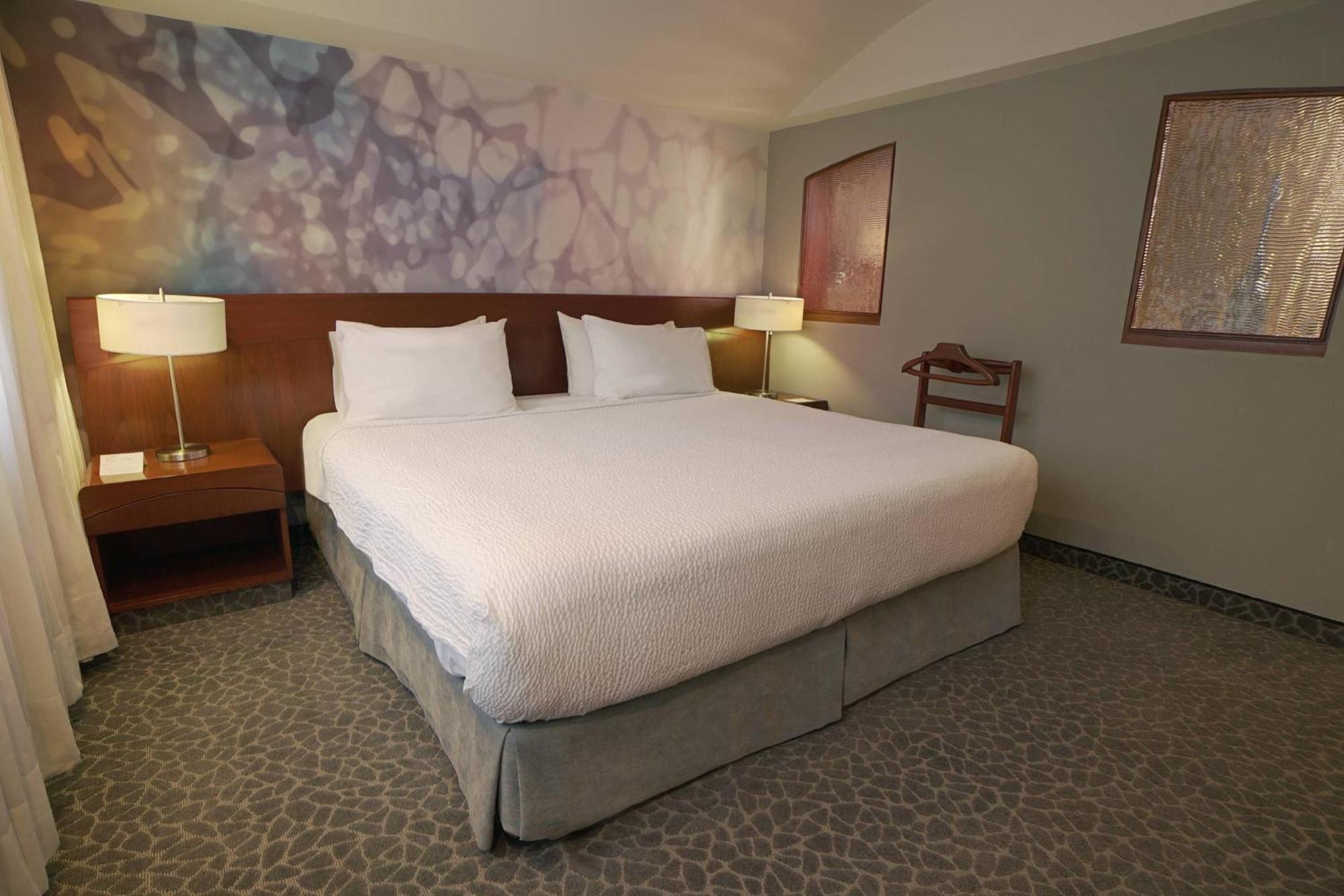Courtyard By Marriott Mexico Revolucion