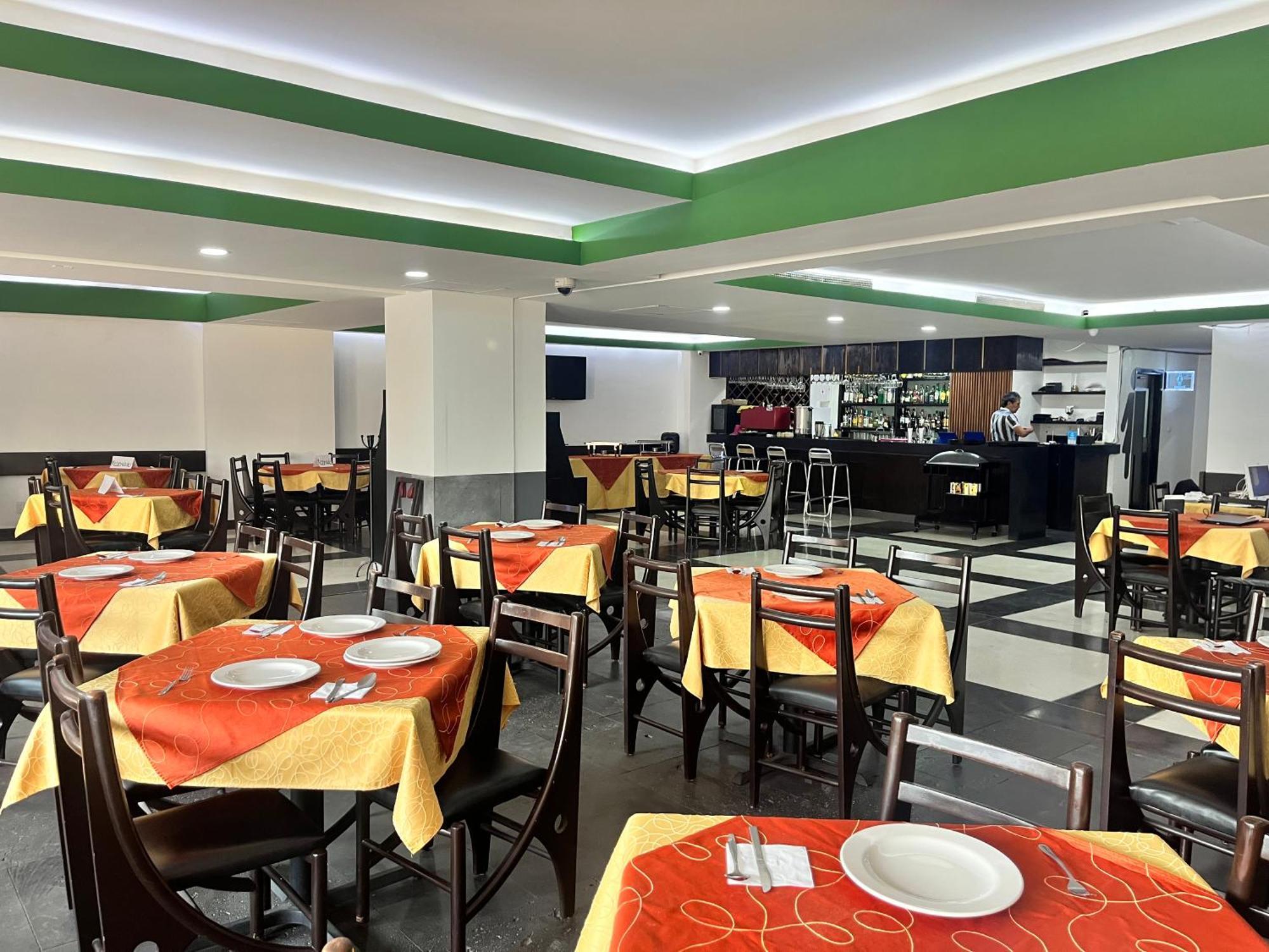 Hotel California Cdmx 3*