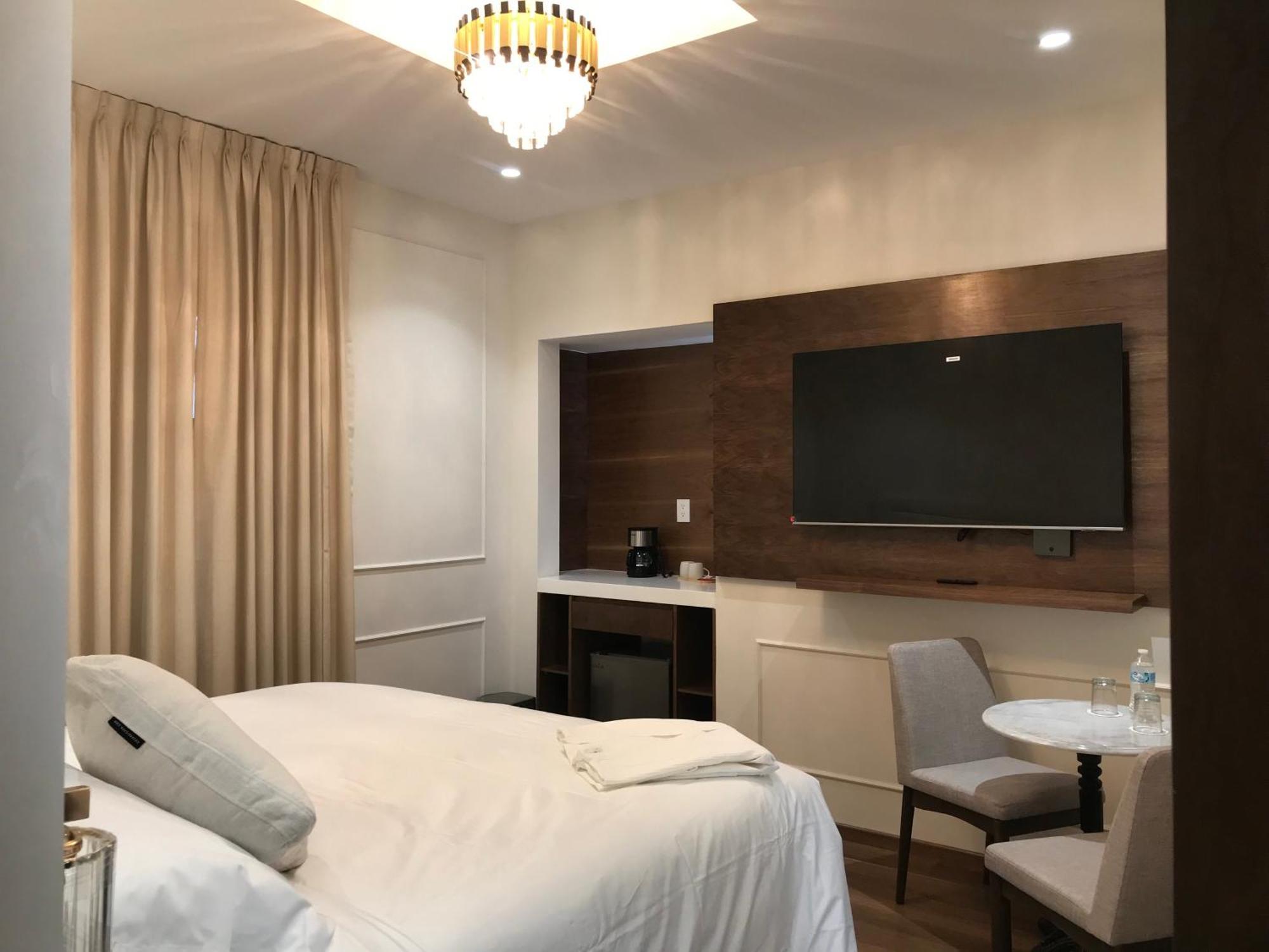 Casa Ensenada Luxury Boutique Mexico City