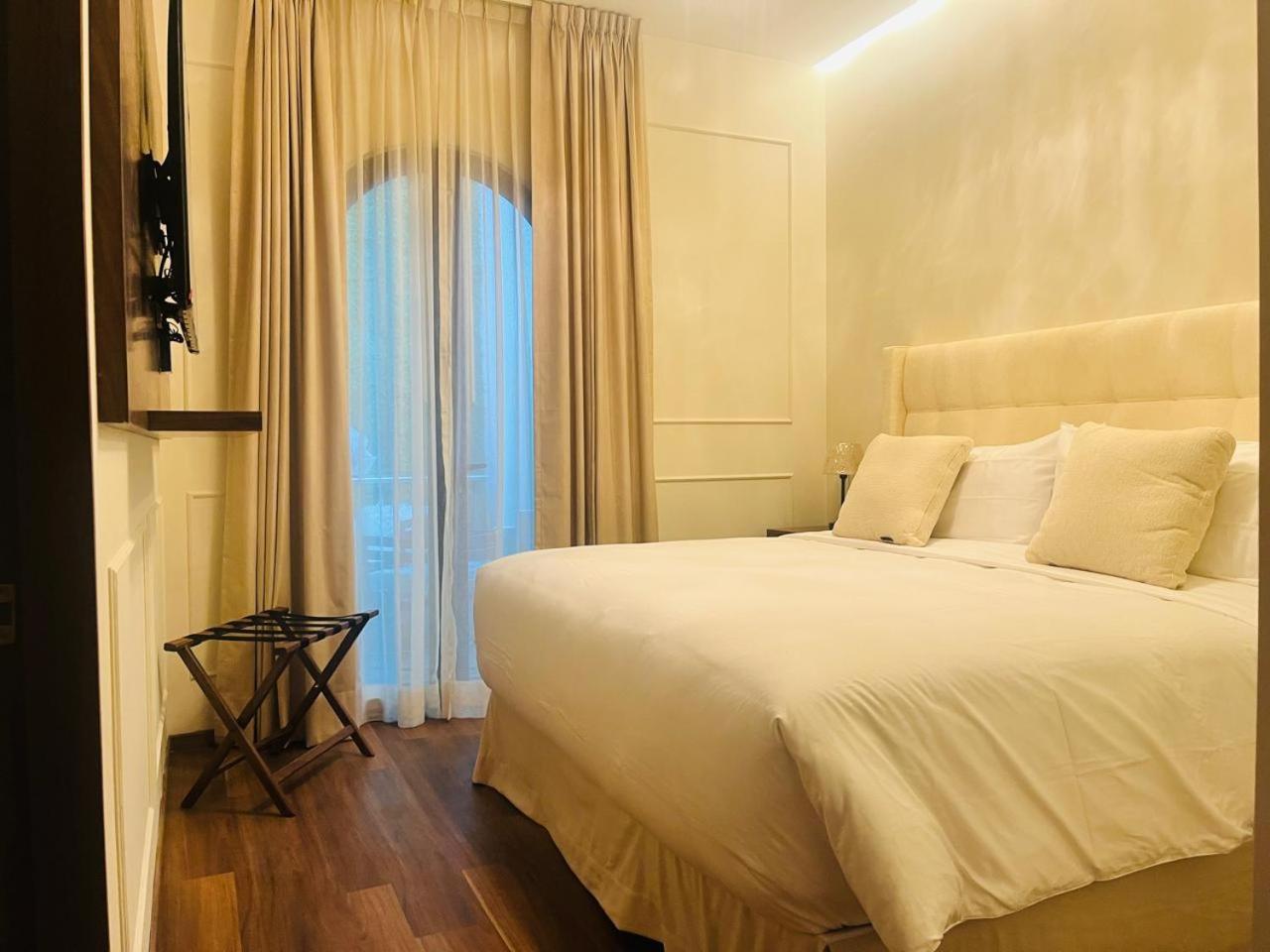 Casa Ensenada Luxury Boutique Mexico City