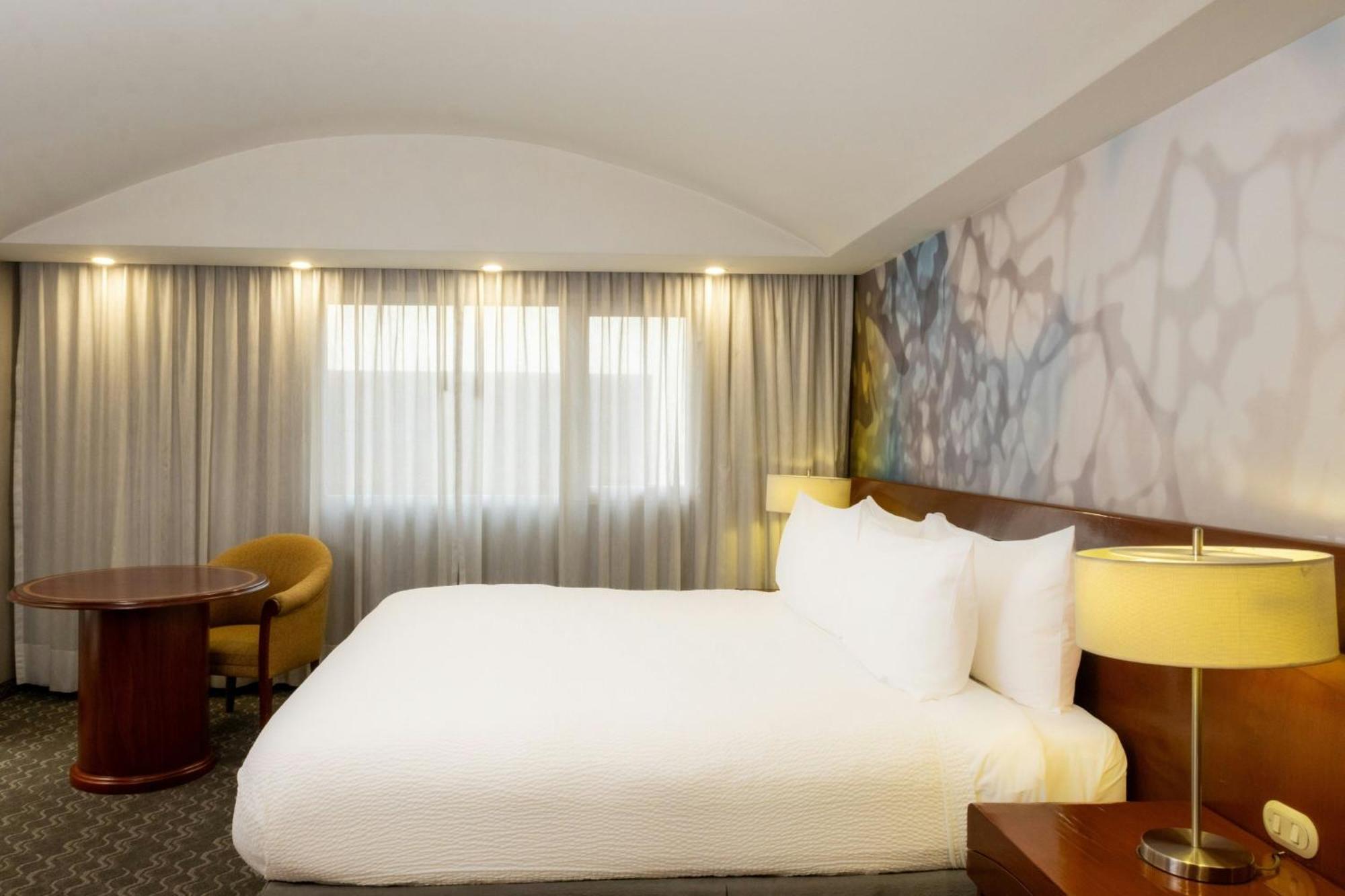 Courtyard By Marriott Mexico Revolucion México DF