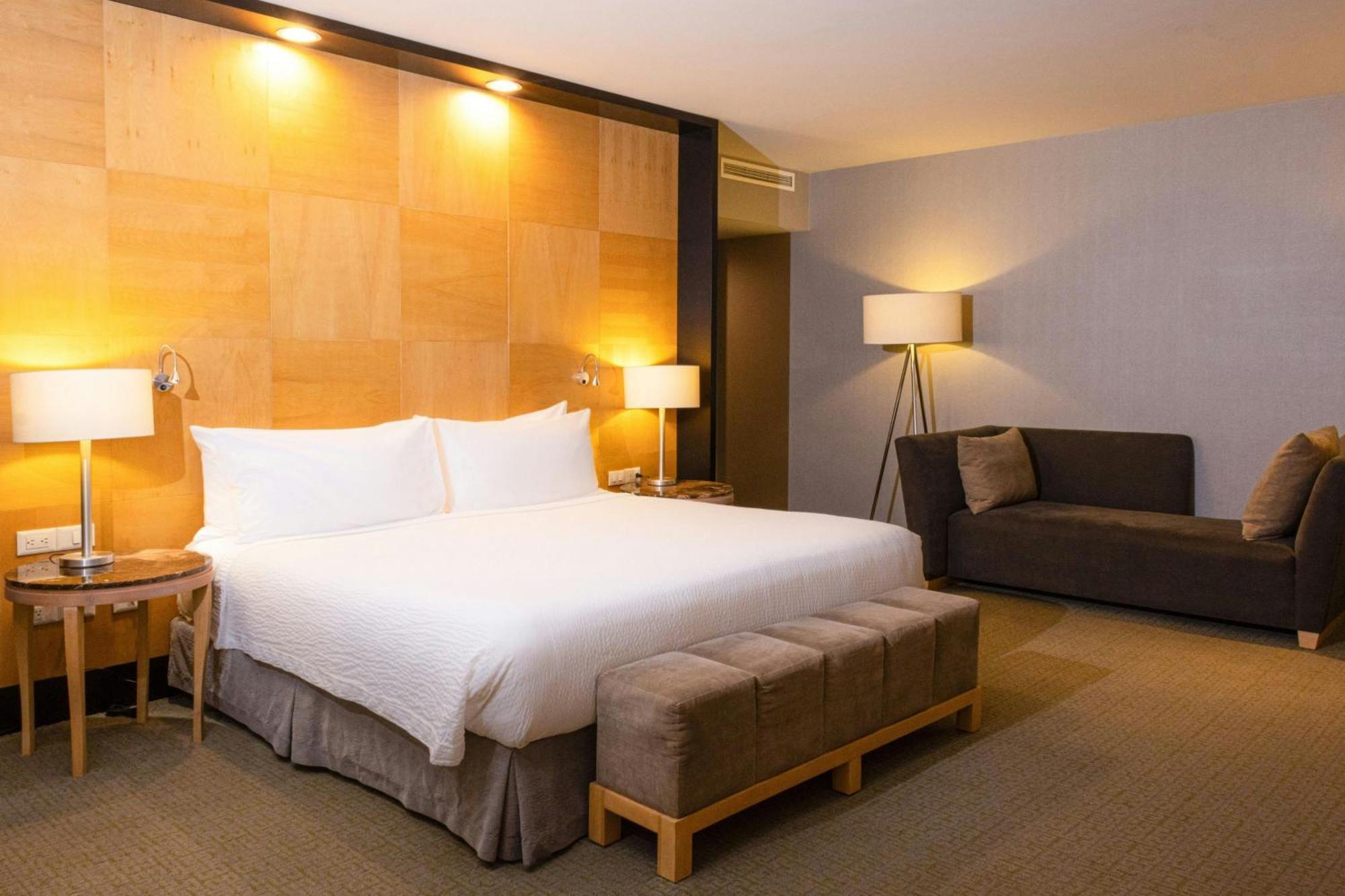 Hotel Courtyard By Marriott Mexico Revolucion