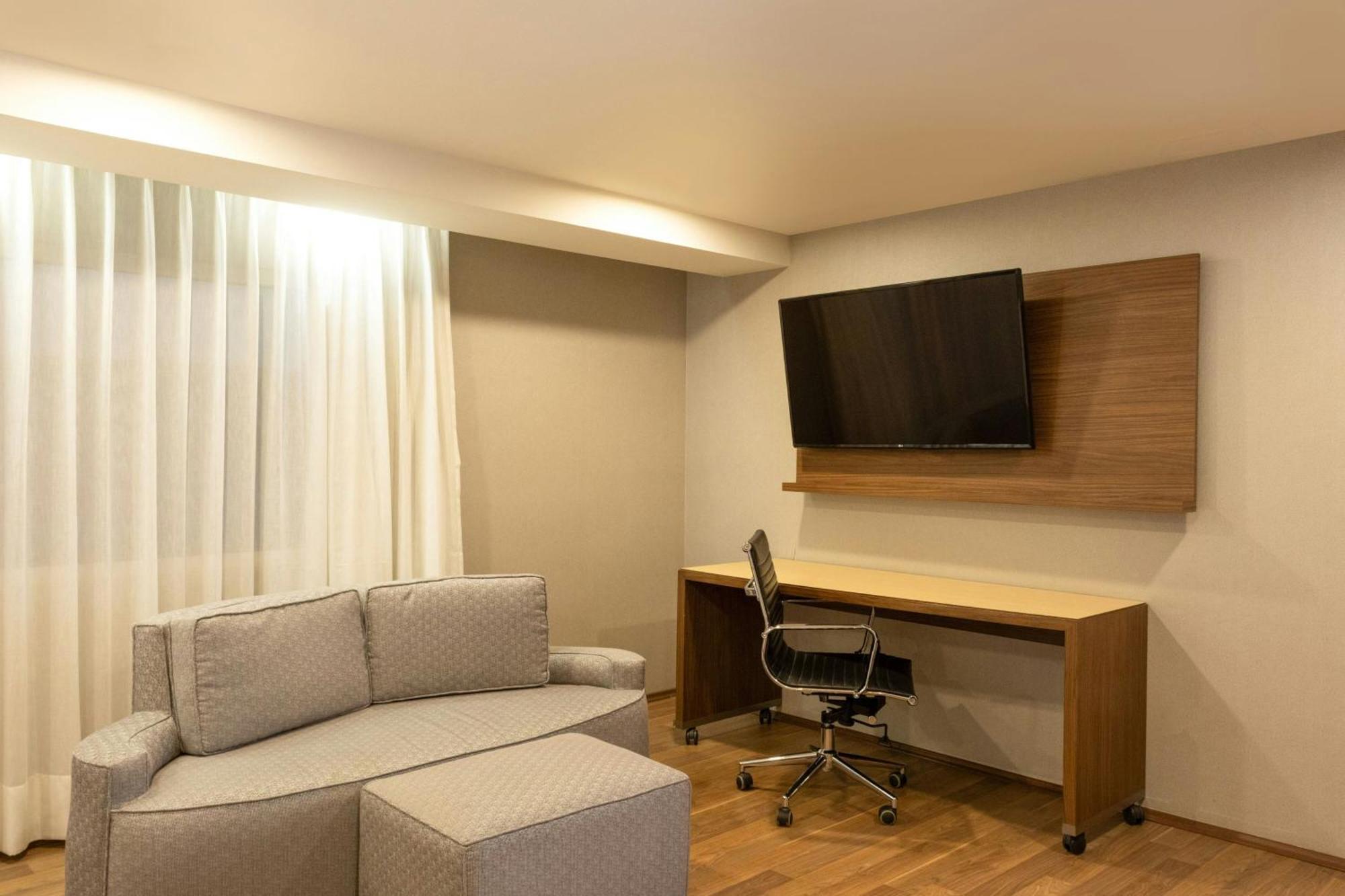 Hotel Courtyard By Marriott Mexico Revolucion