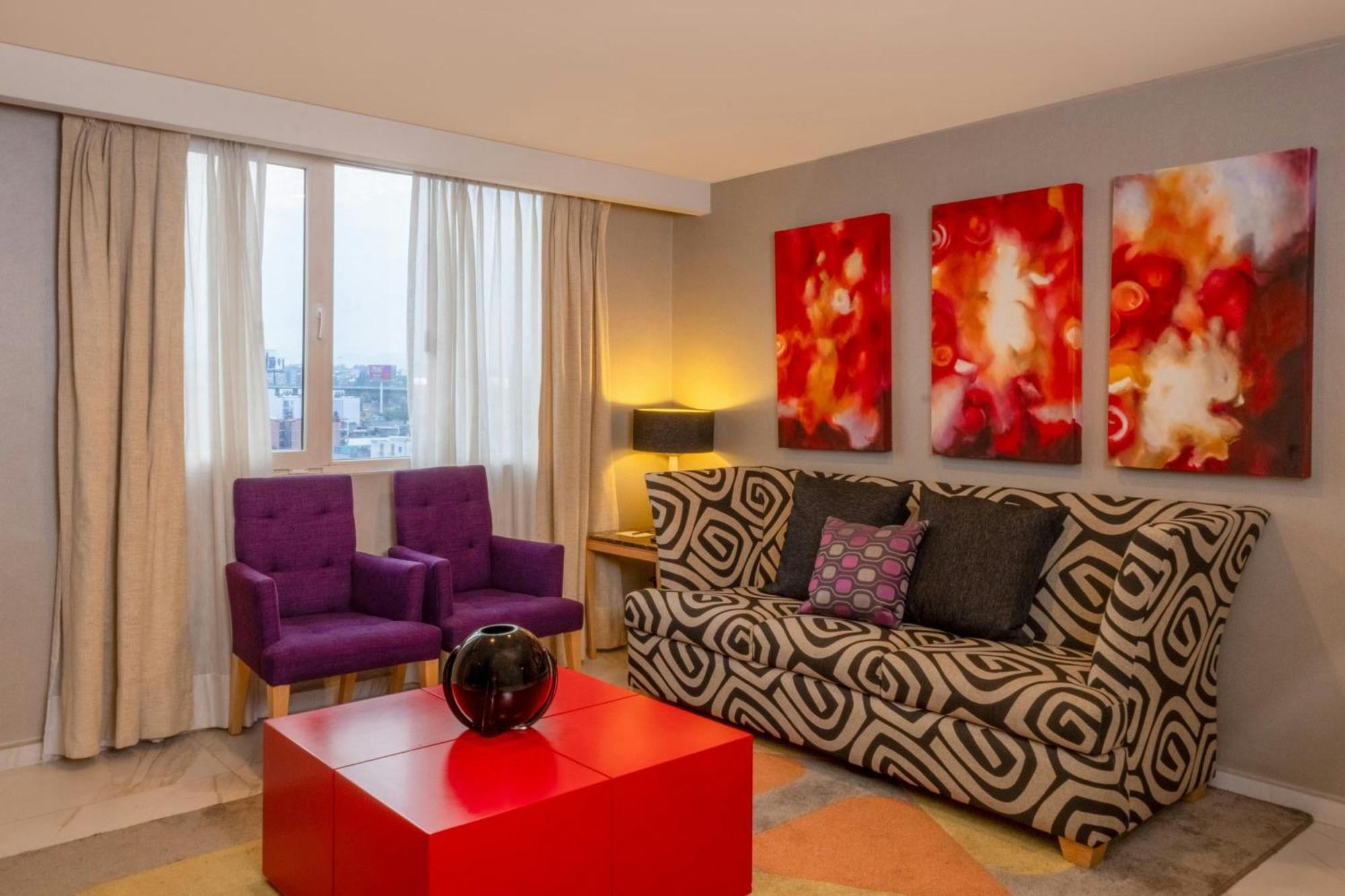 Courtyard By Marriott Mexico Revolucion 4*