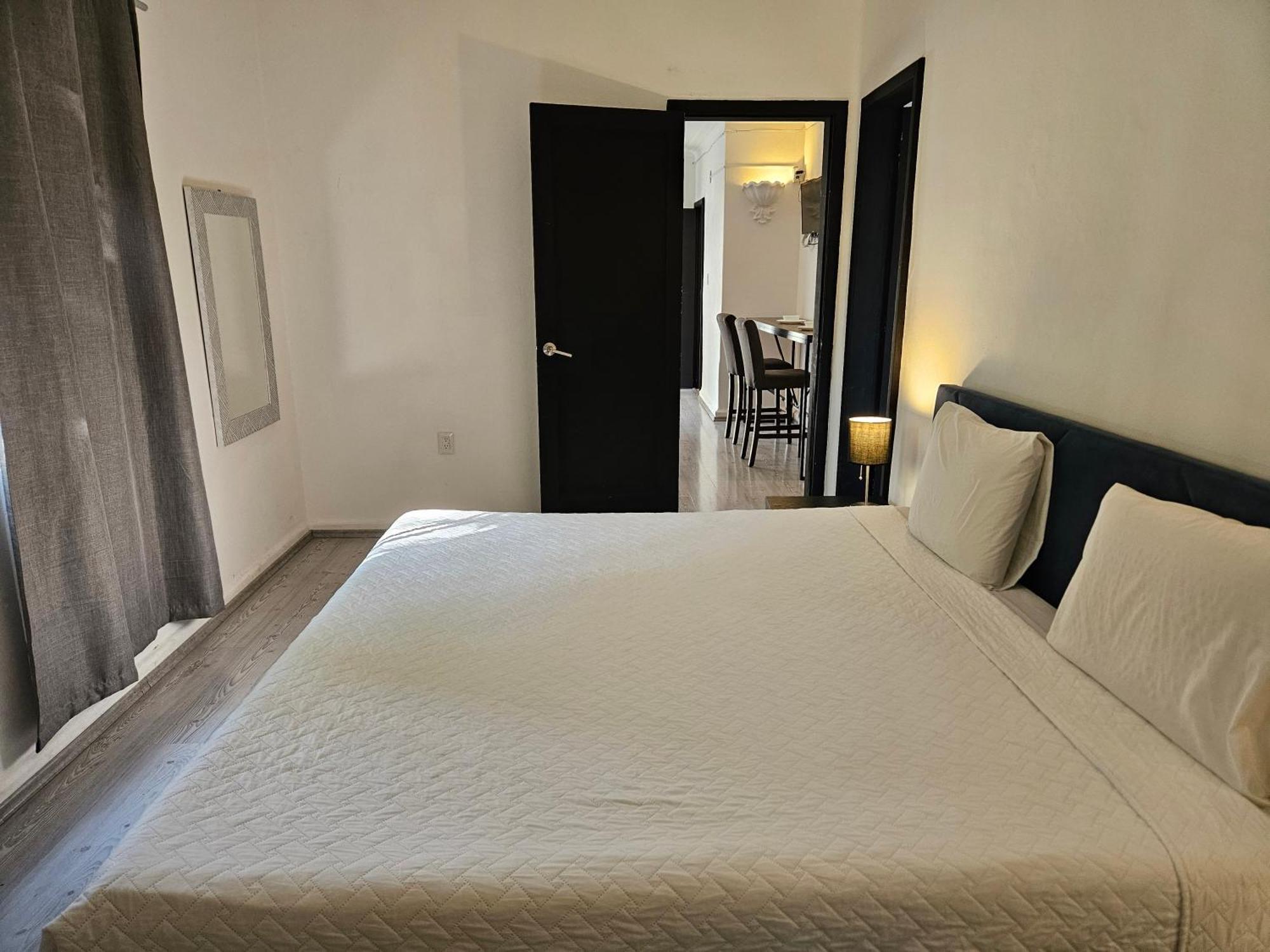 Singular Antara Aparthotel *