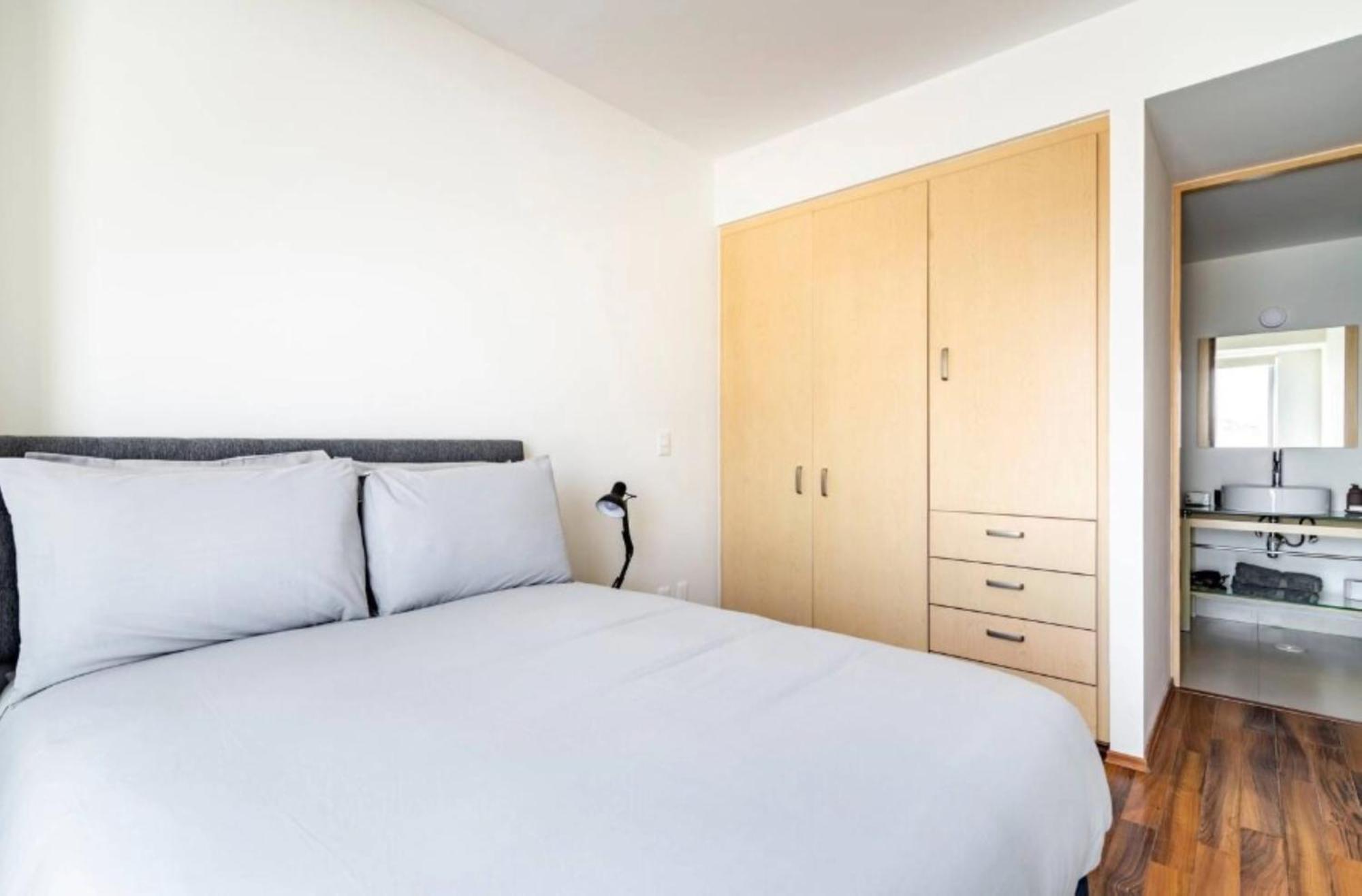 D402 - 2br - 2bth
