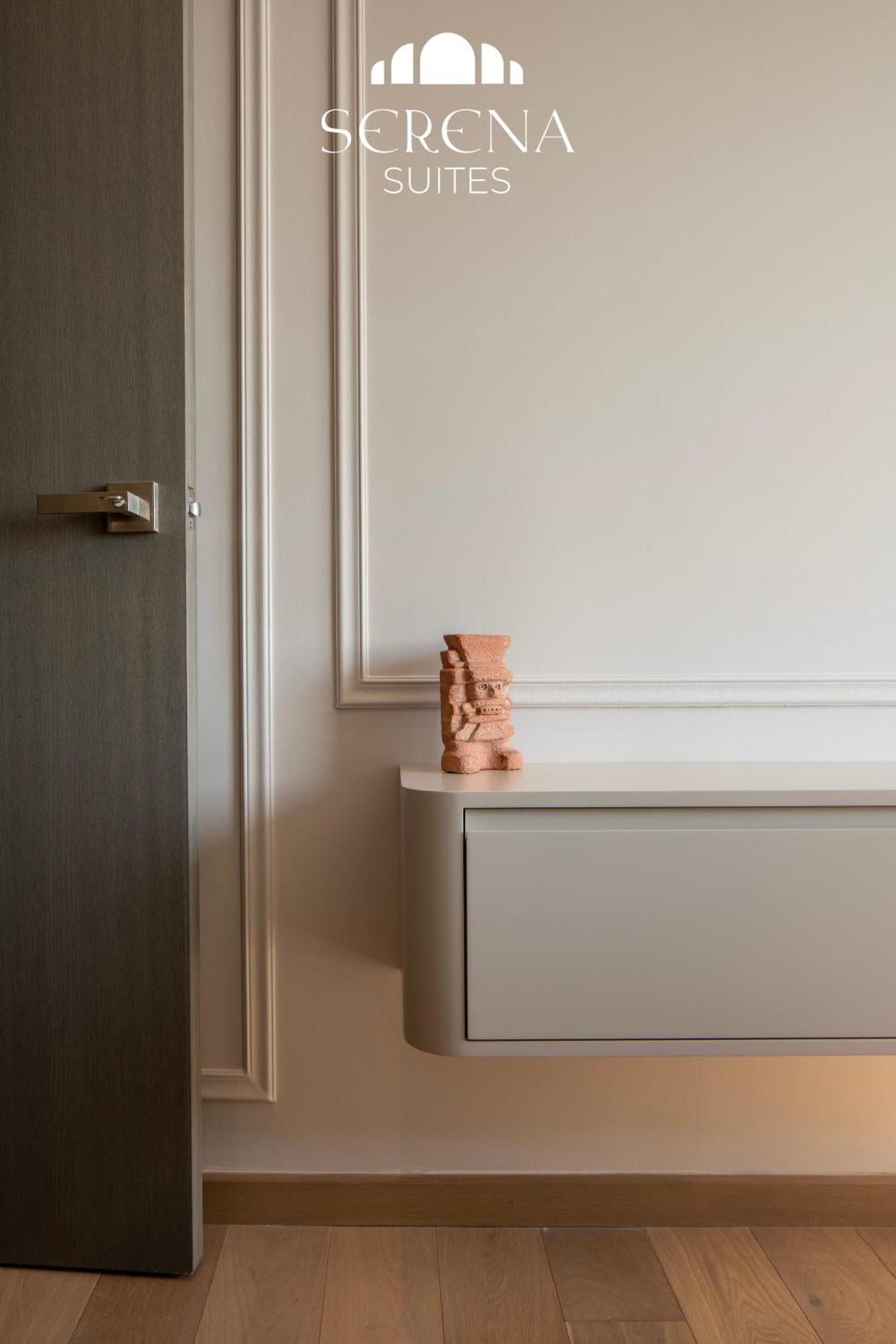 Apartment Elegant With Air Conditioning, Pool, Sauna, & Fitness Center In Polanco *