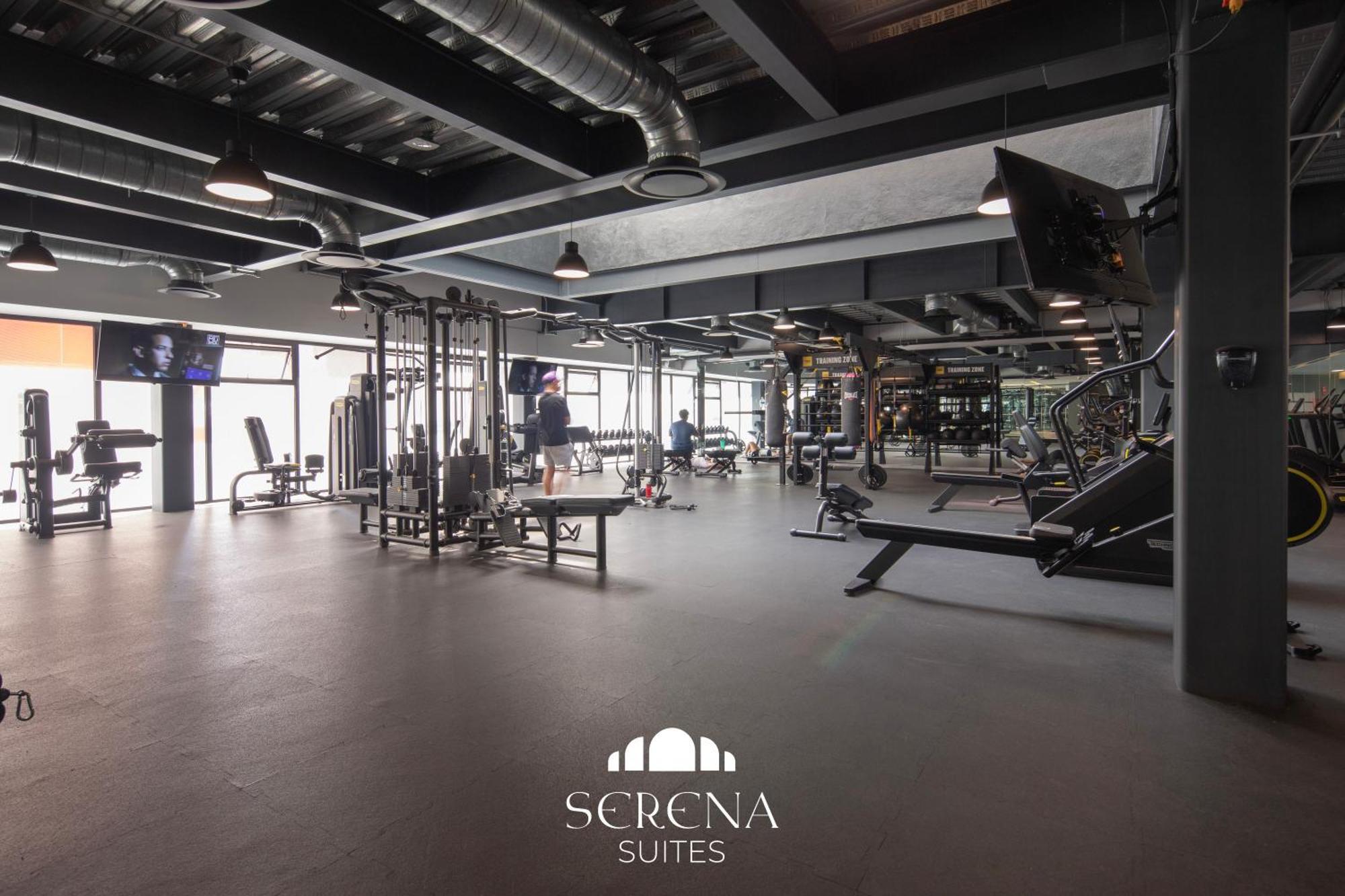 Elegant With Air Conditioning, Pool, Sauna, & Fitness Center In Polanco Mexico City