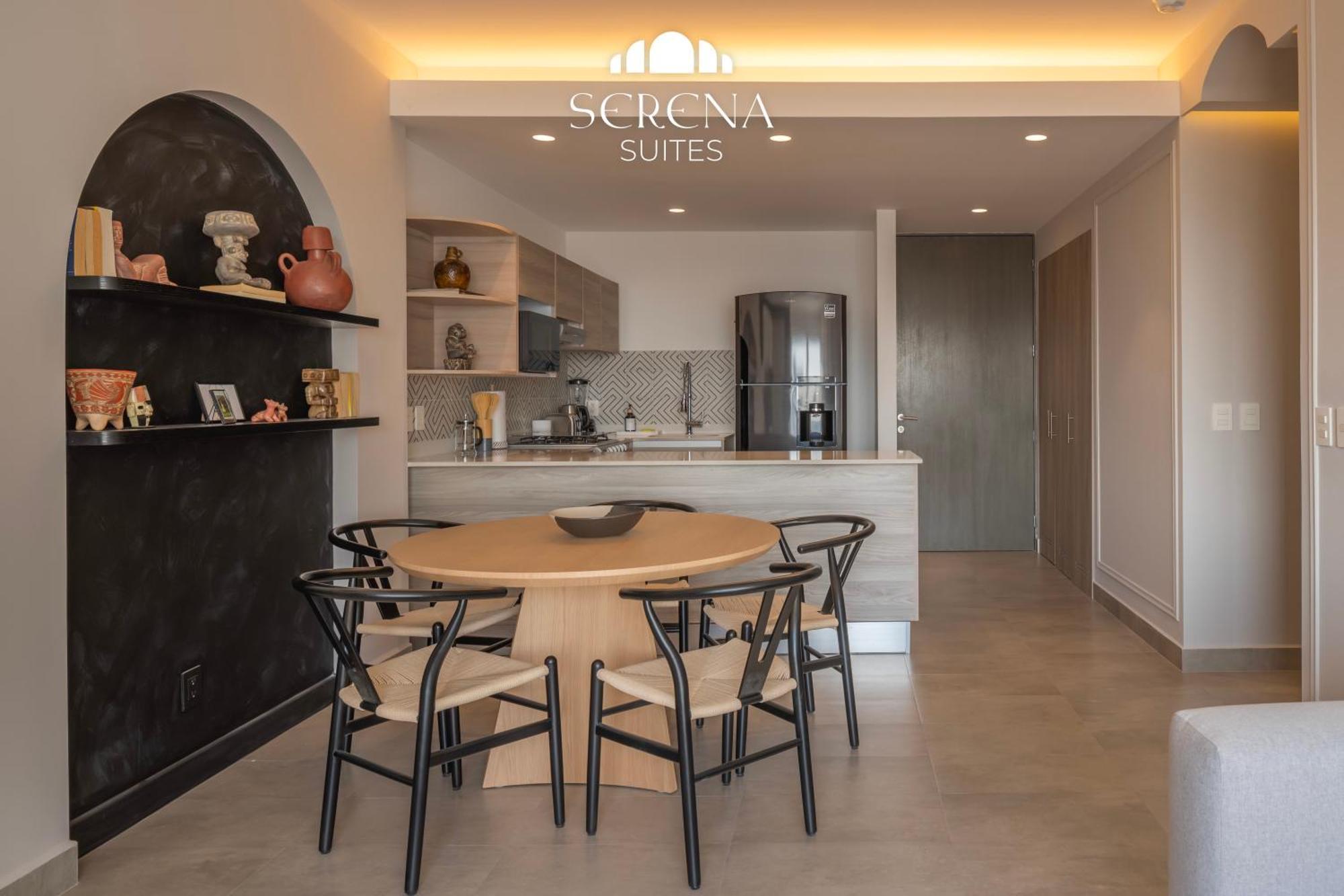 Elegant With Air Conditioning, Pool, Sauna, & Fitness Center In Polanco
