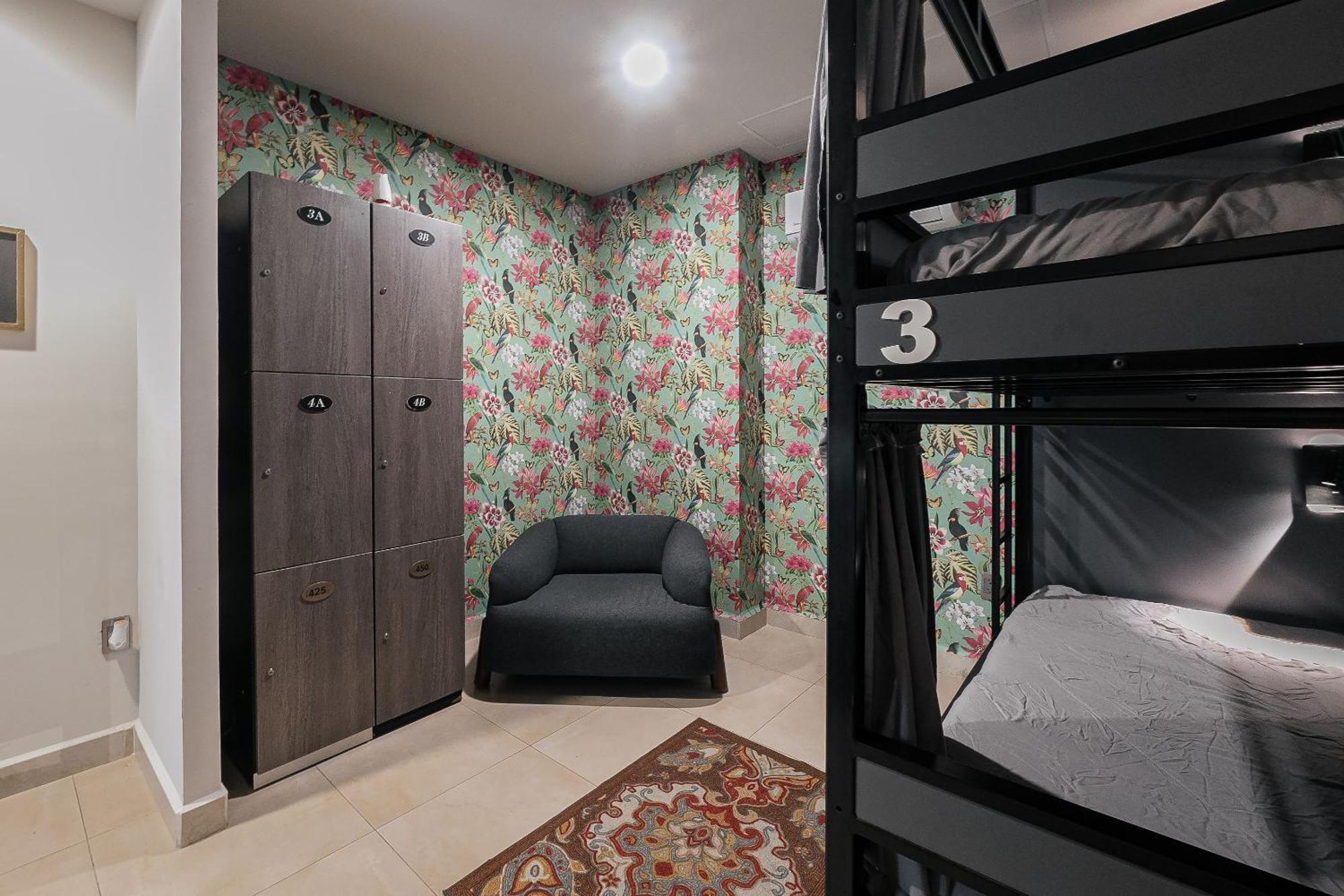 Bed In Mixed Herold Homes