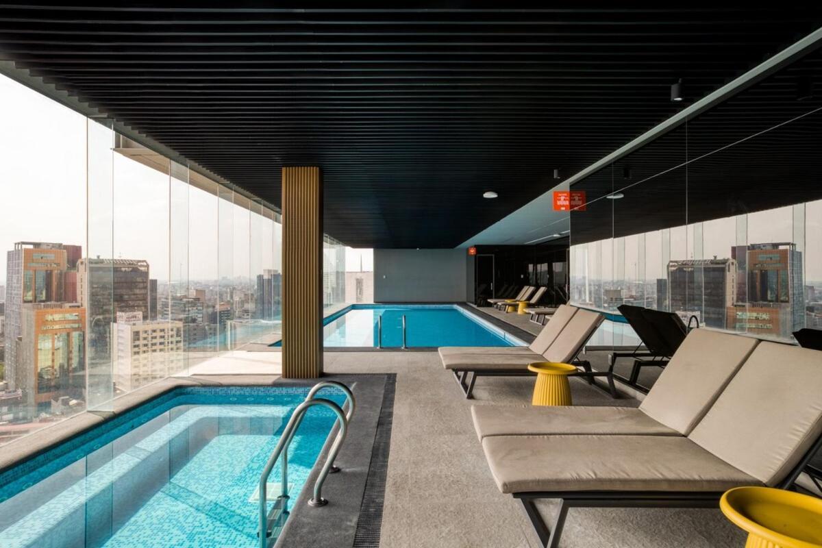 Apartment With Extraordinary View *