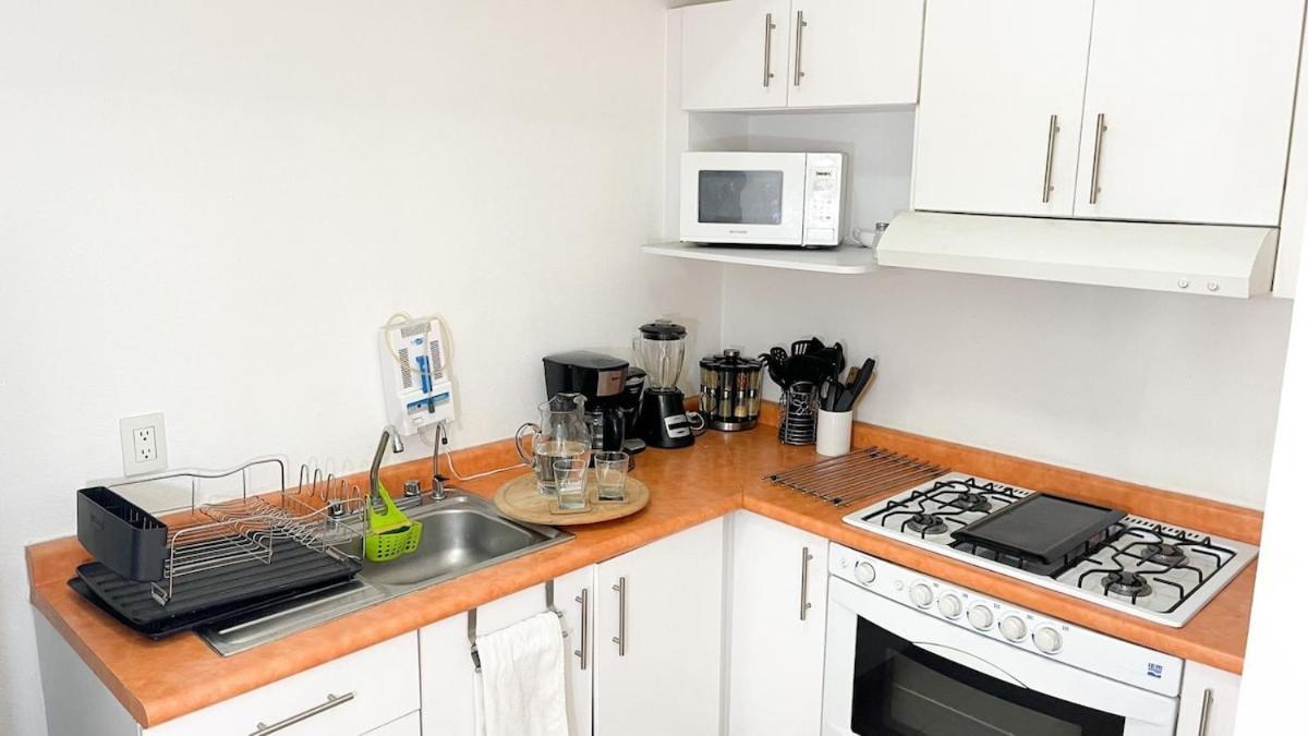 Pool And Gym In Polanco 2br Carso Apartment Mexico City