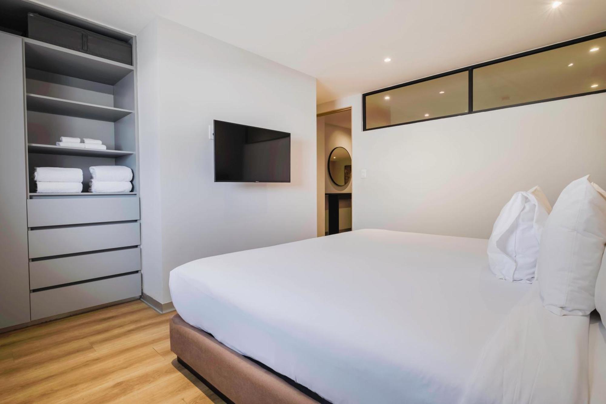 Insurgentes 432 By Blueground Apartment
