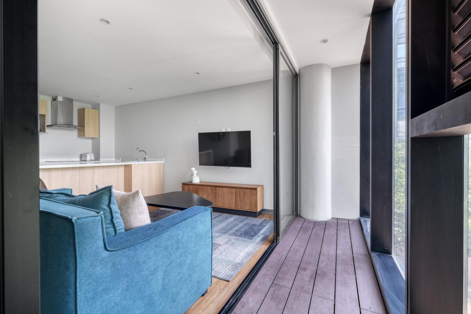 Insurgentes 432 By Blueground Mexico City