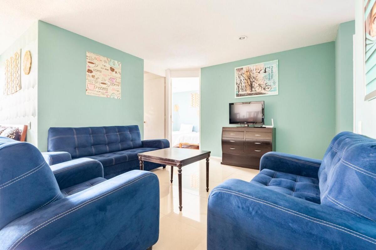 Apartment Spacious Located Very Close To Wtc *