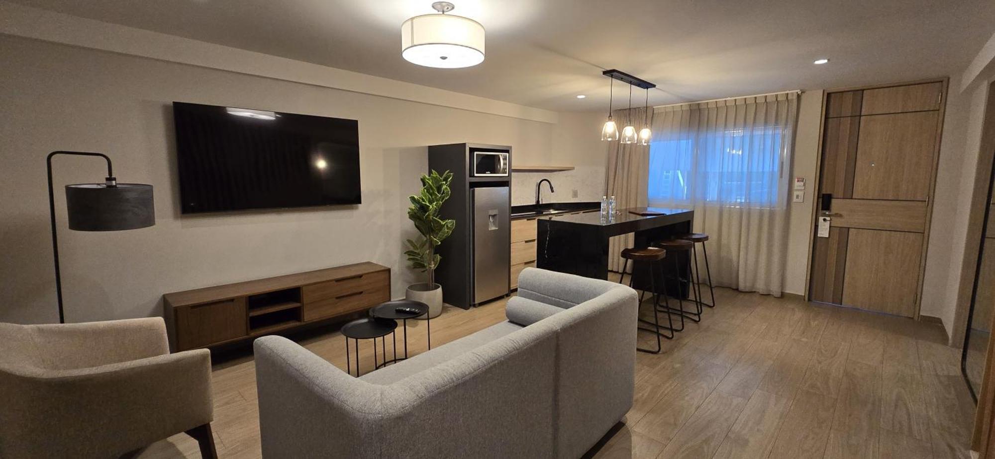 Ramada By Wyndham Santa Fe Hotel 4*