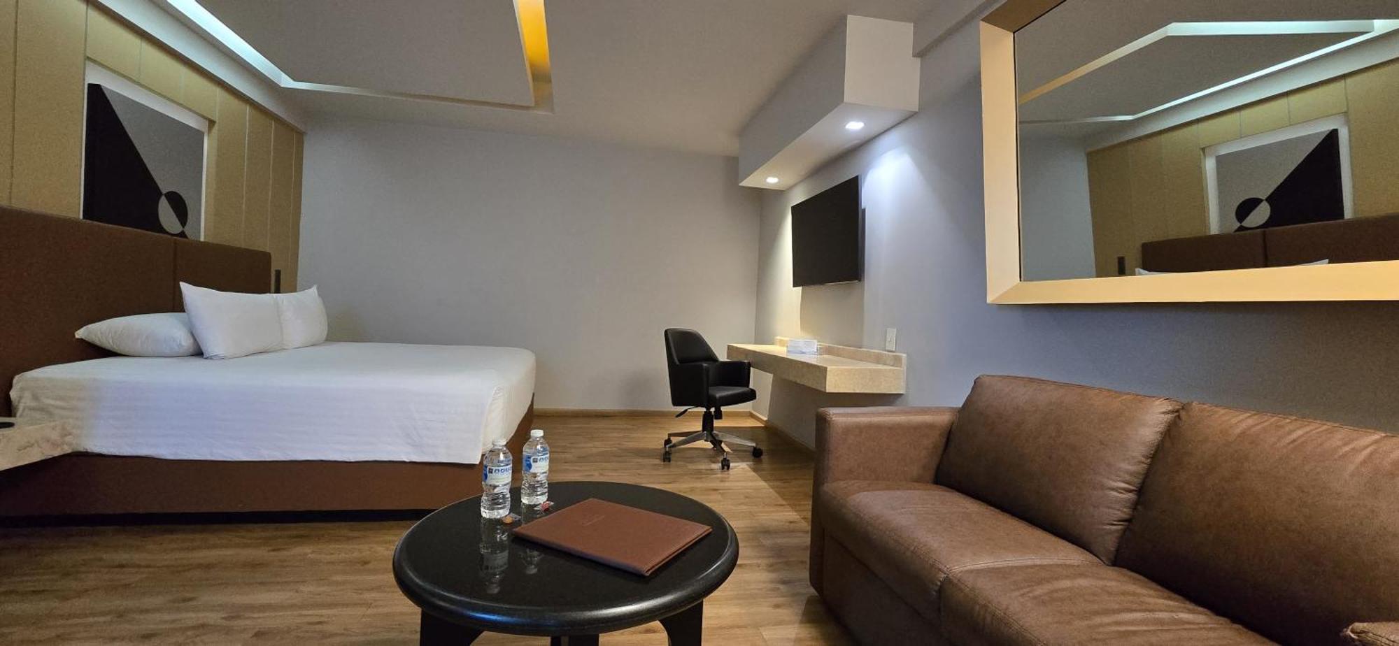 Ramada By Wyndham Santa Fe Hotel Mexico City