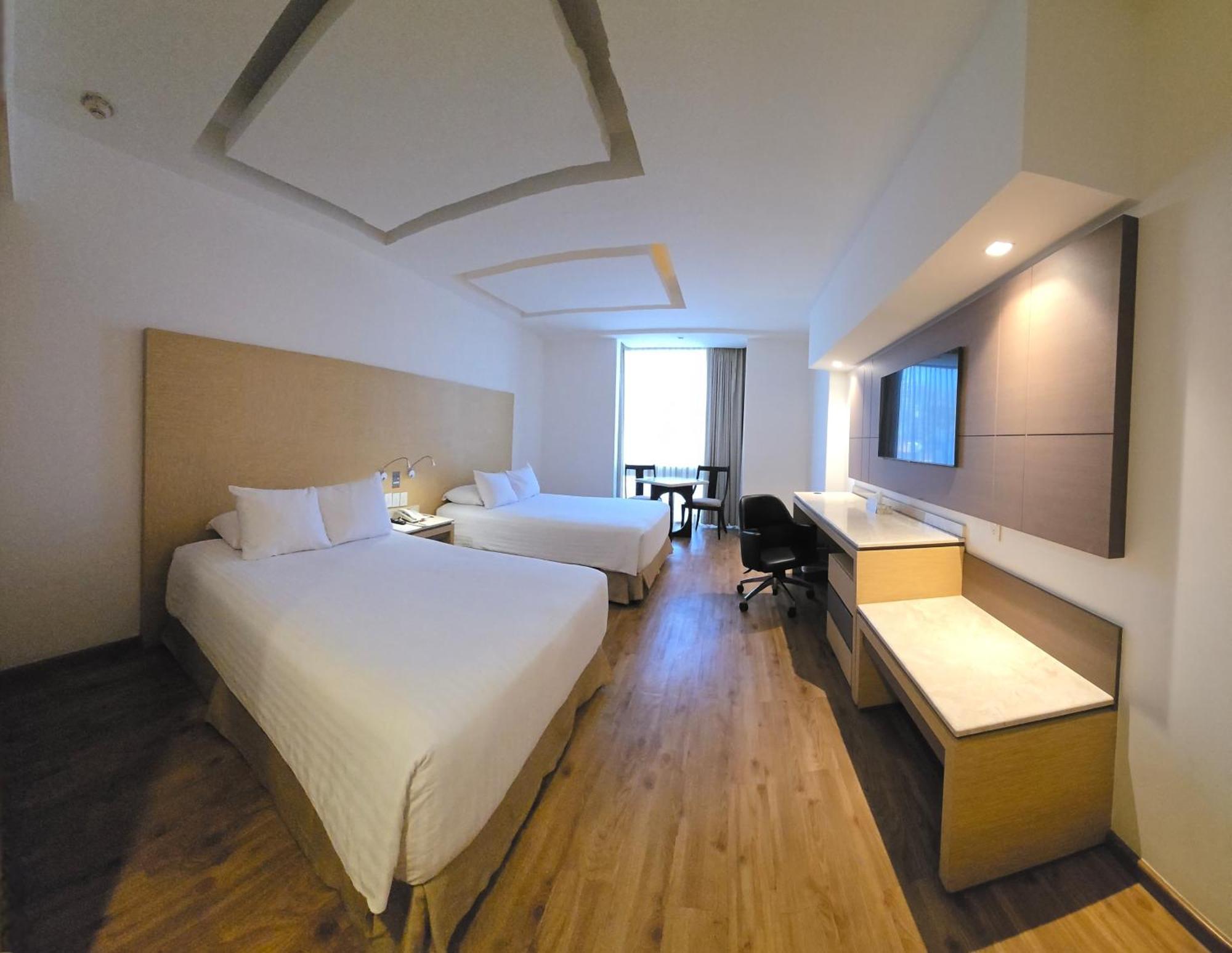 Ramada By Wyndham Santa Fe 4* Mexico City