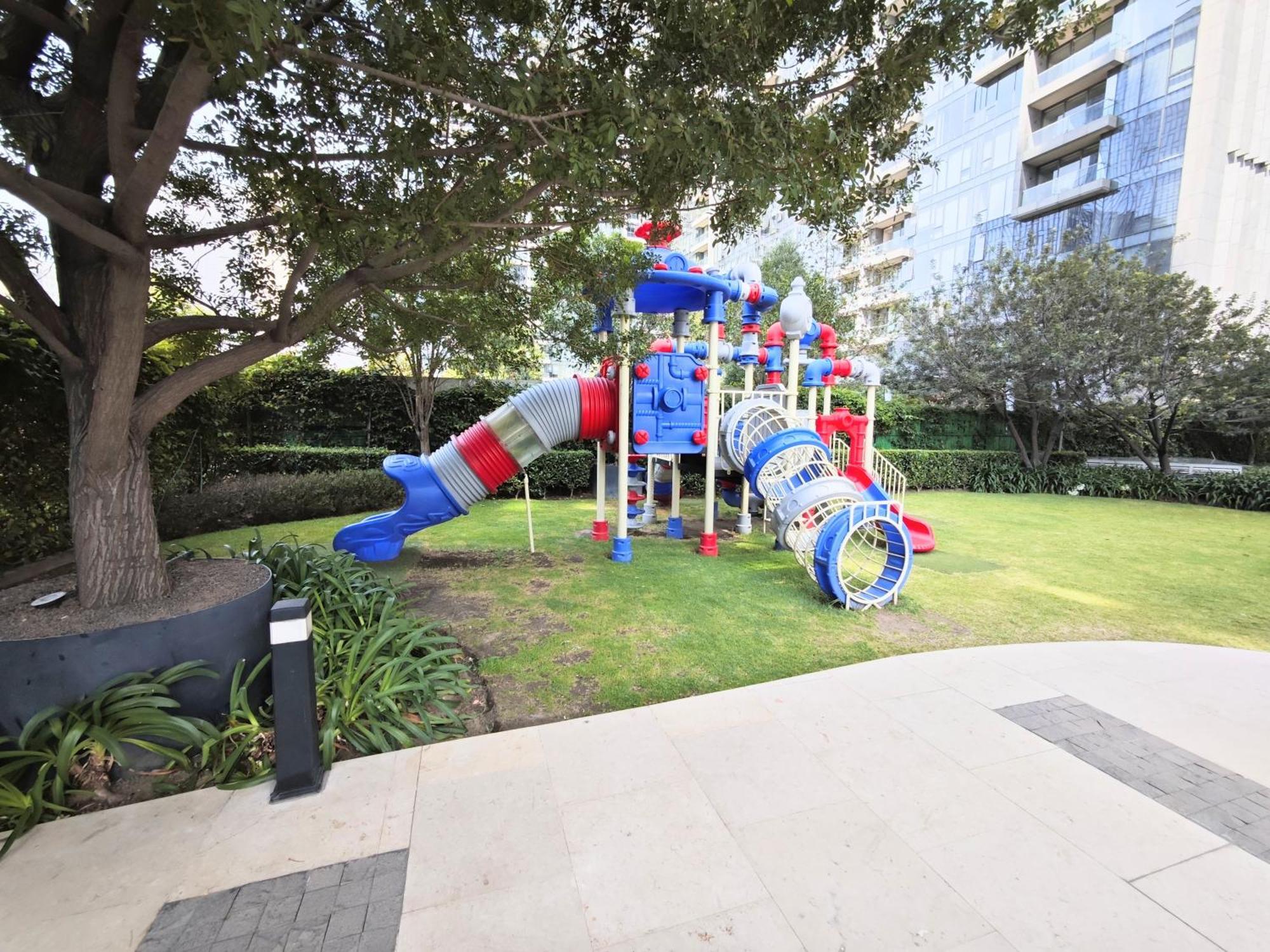 Apartment Two Beautiful 1 Bedroom Apts, 2 Floors Hs Wifi! Mexico City
