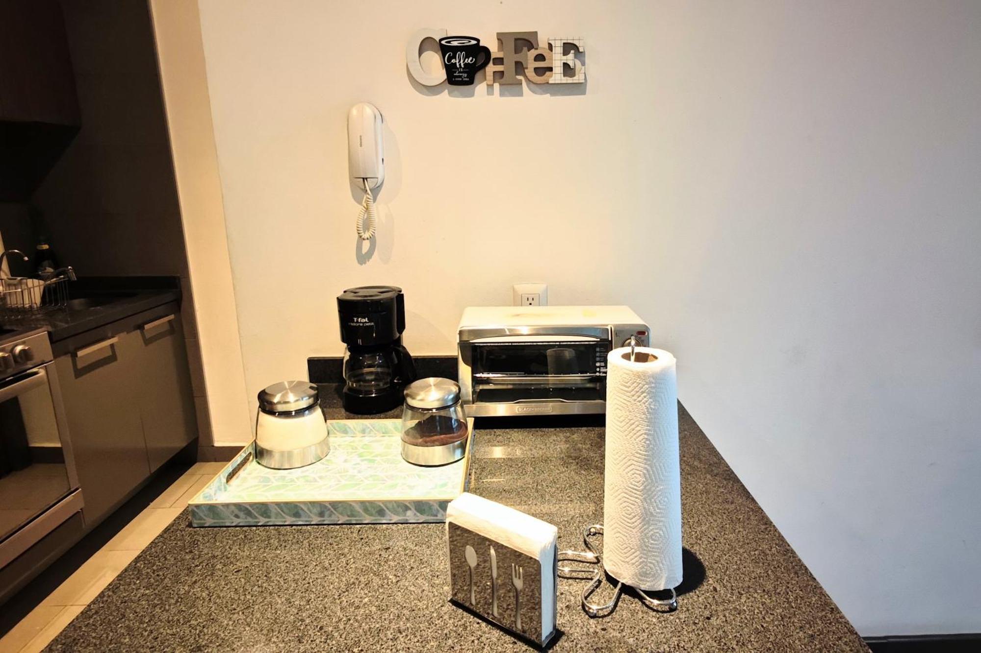 Apartment Two Beautiful 1 Bedroom Apts, 2 Floors Hs Wifi! Mexico City