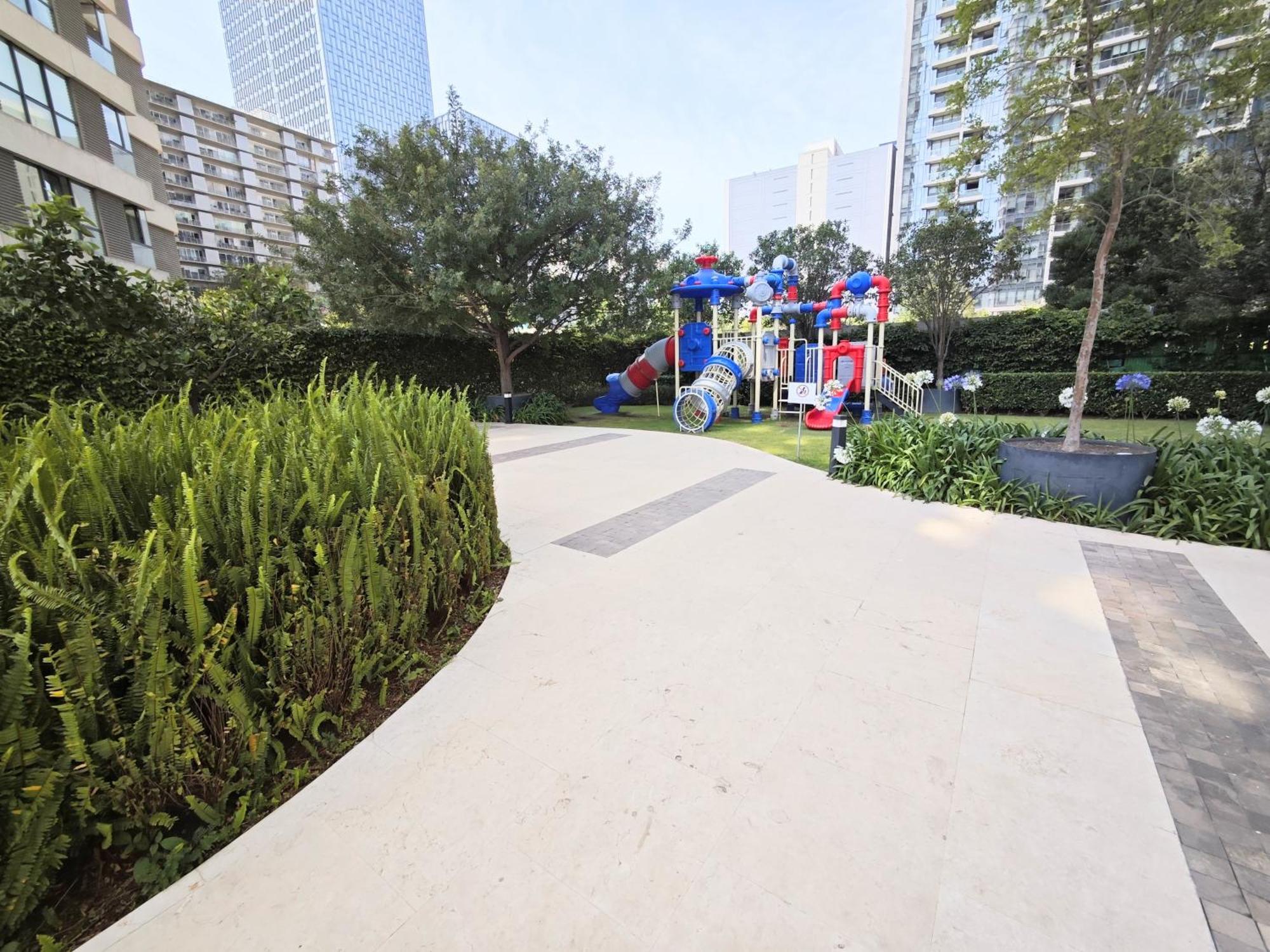 Two Beautiful 1 Bedroom Apts, 2 Floors Hs Wifi! Apartment Mexico City