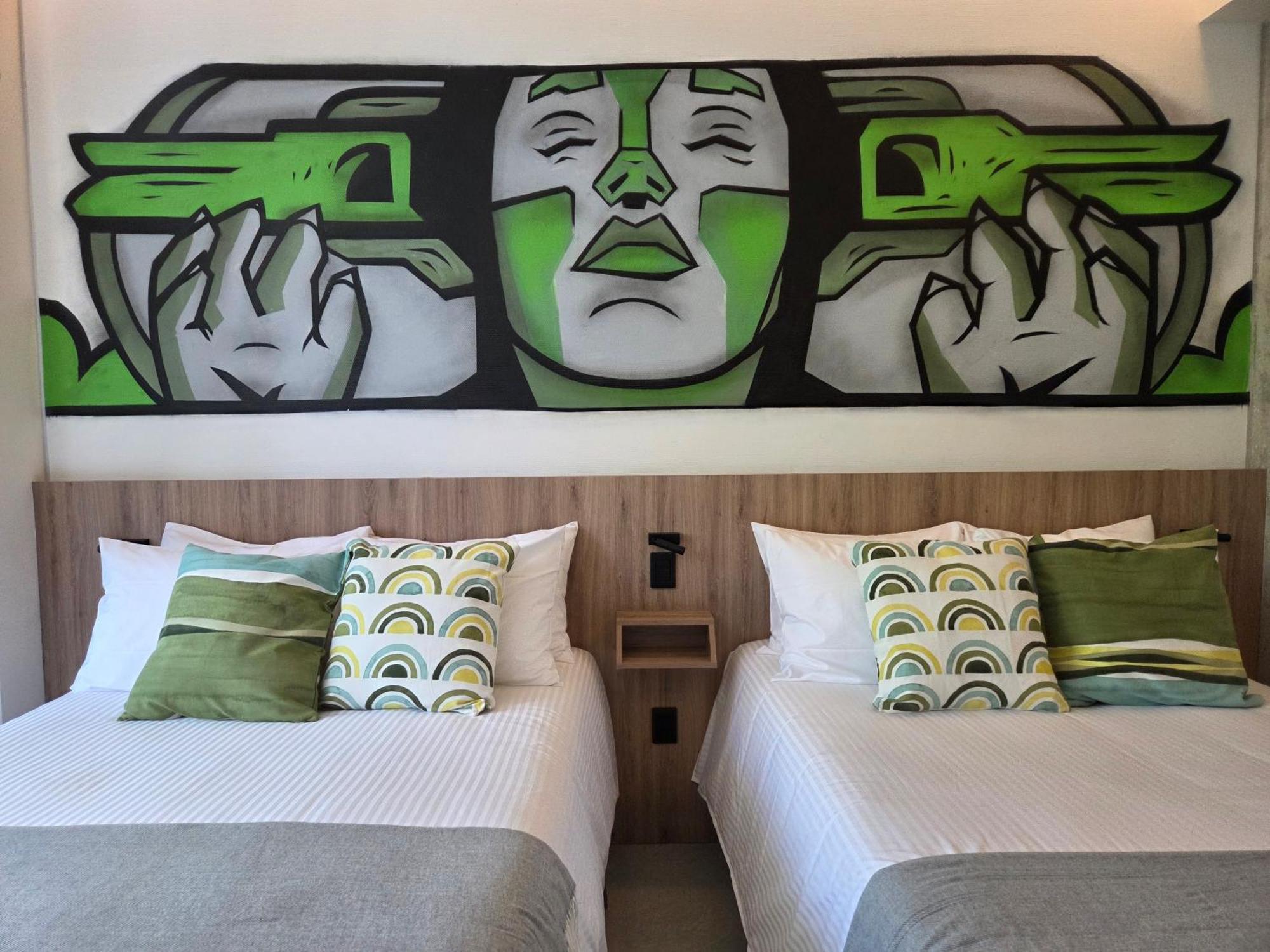Hotel Street Art Roma 5*