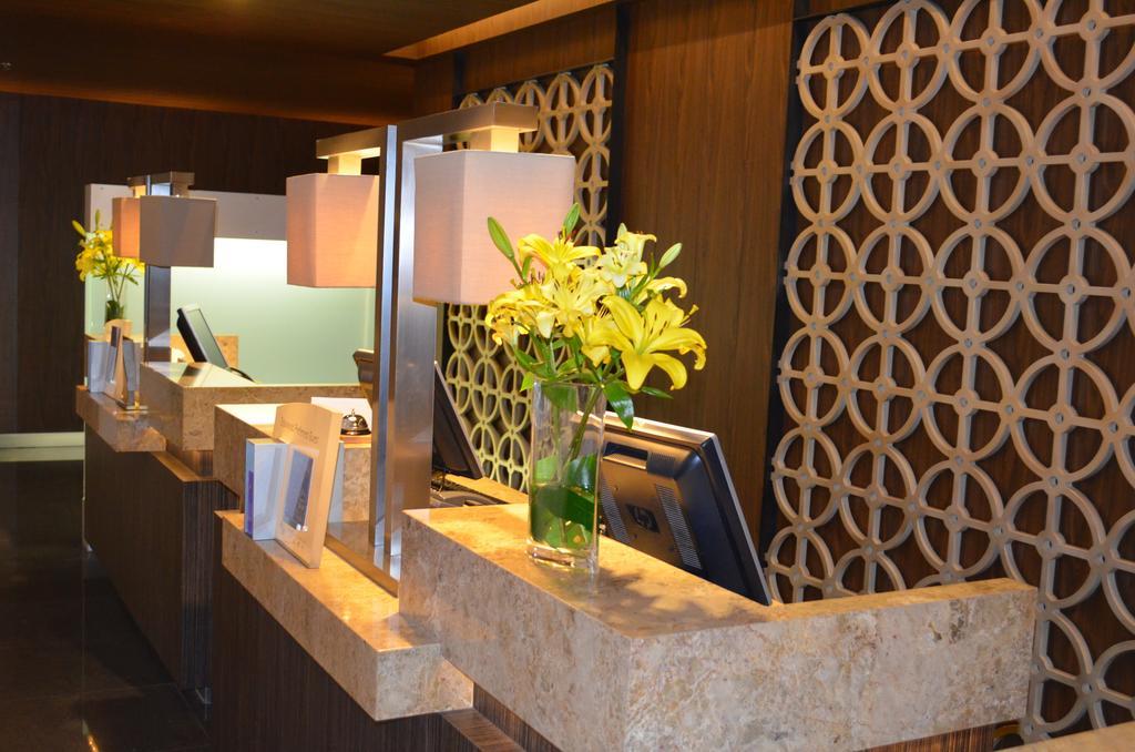 Sheraton Santa Fe, 5* México DF