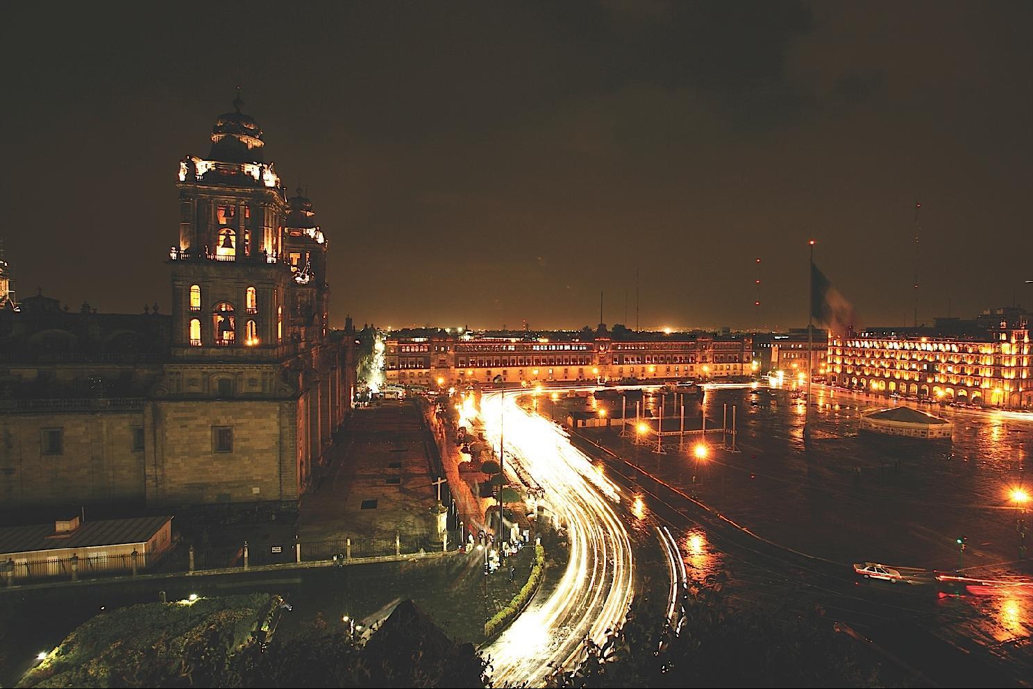 Zocalo Central & Rooftop Hotel