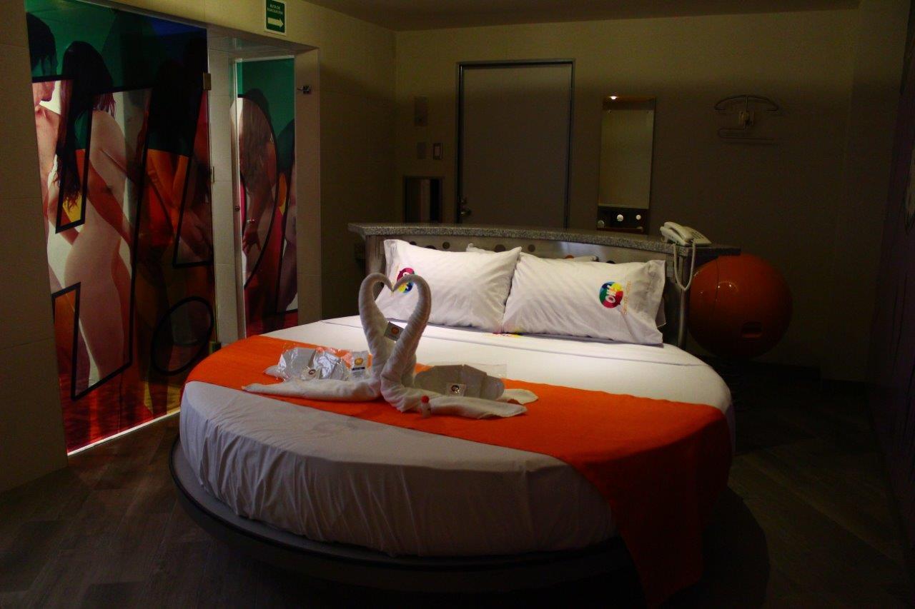 Oh! Oriente (adults Only)