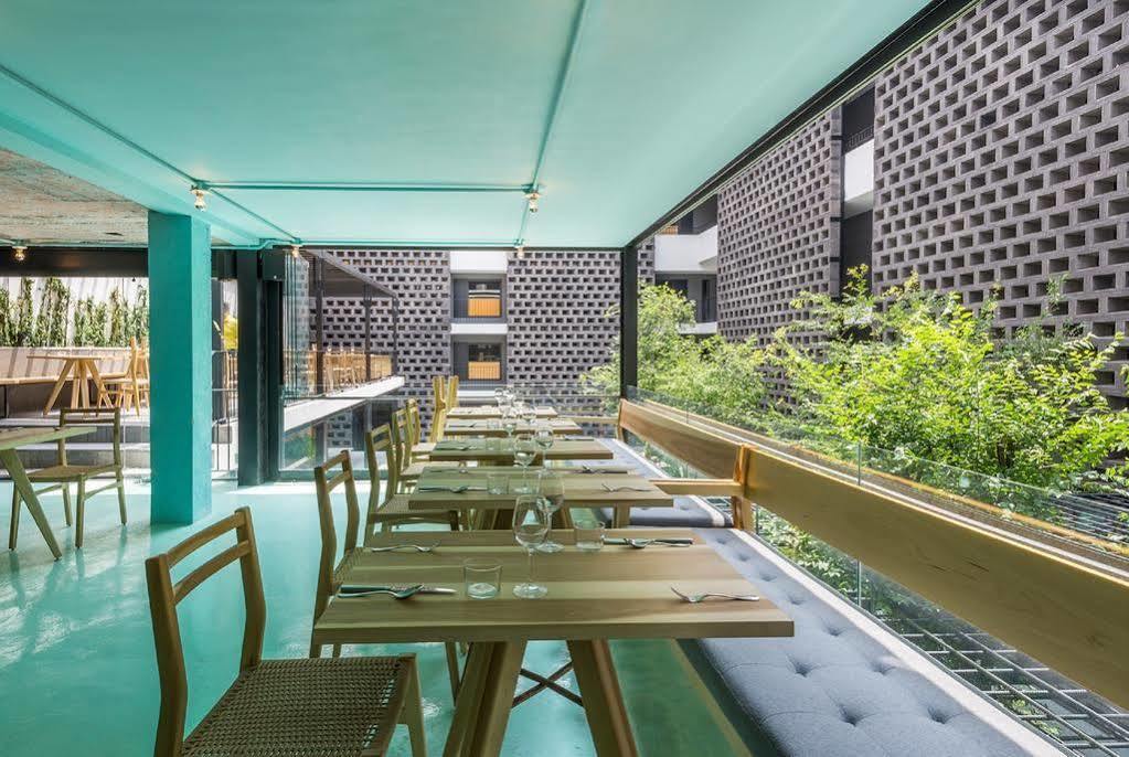 Carlota Hotel
