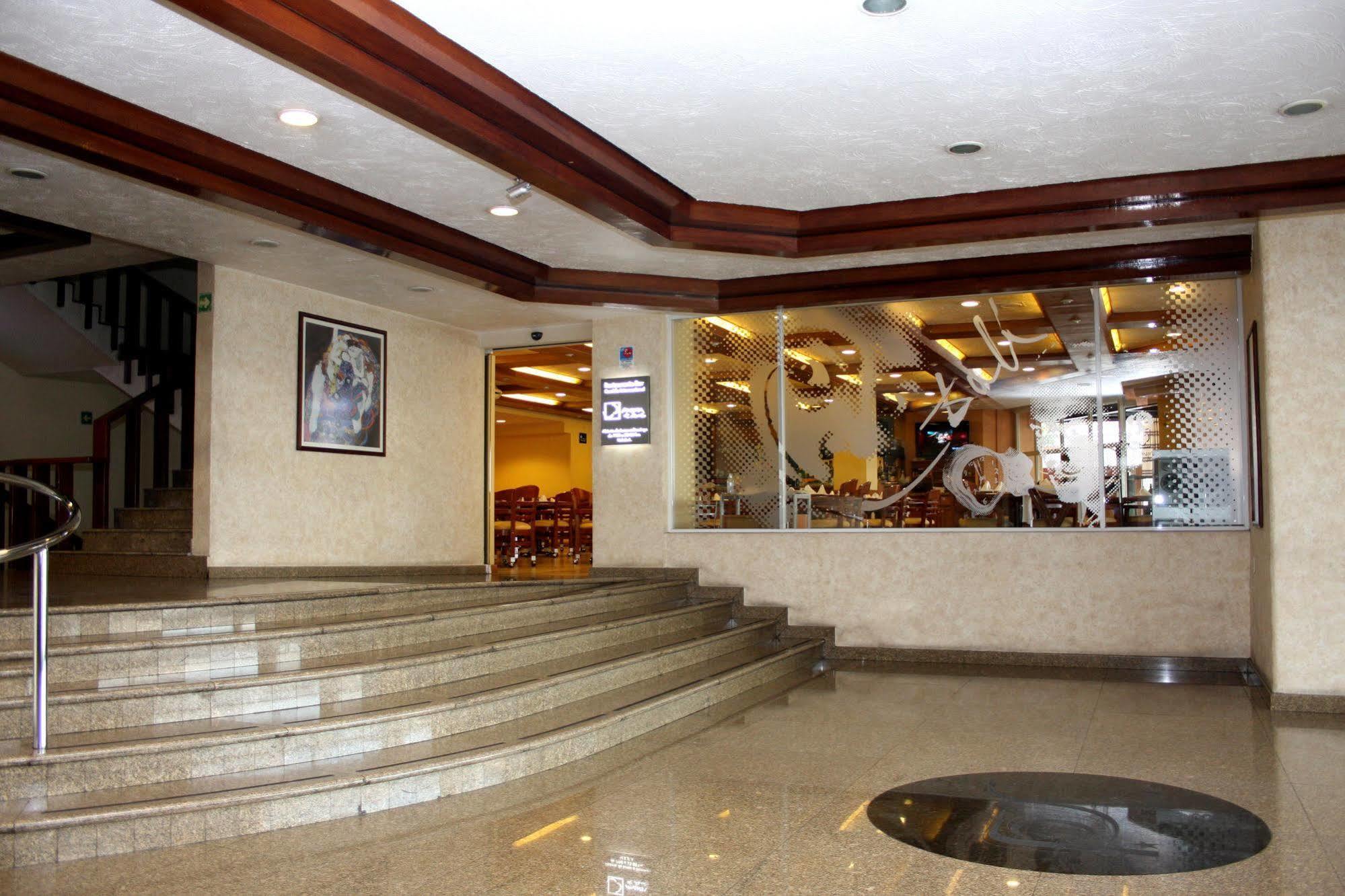 Hotel Parque Satelite Mexico City