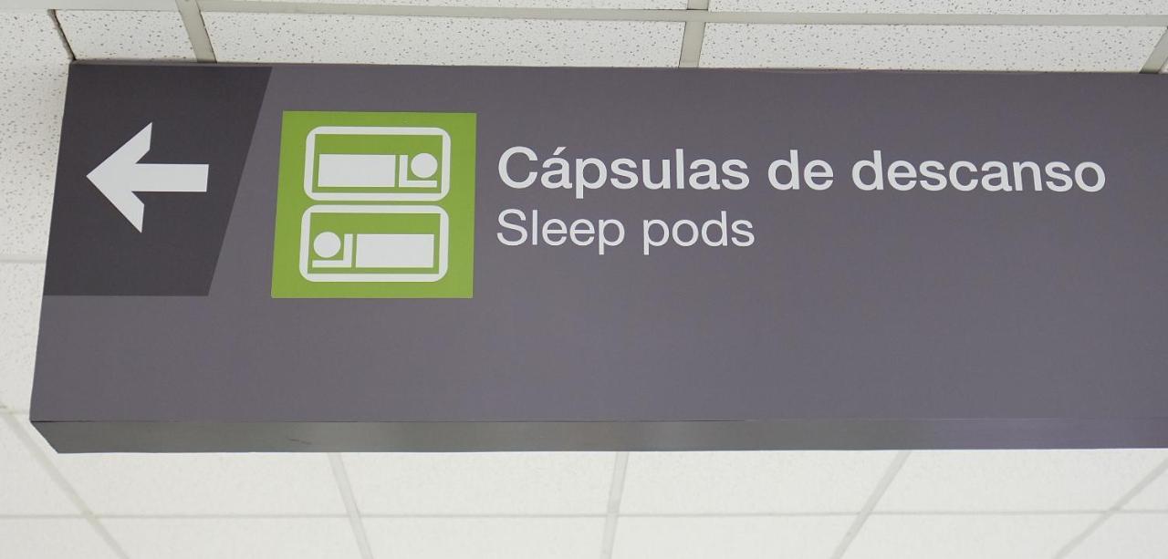 Capsule hotel Izzzleep Aeropuerto Terminal 2 Mexico City