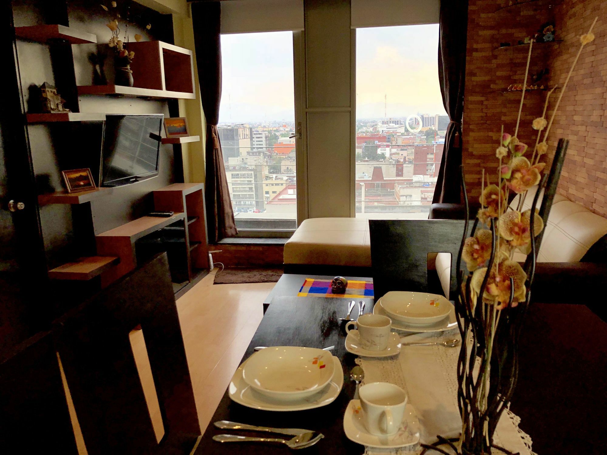 Apartment Downtown With Balcony 12 C *