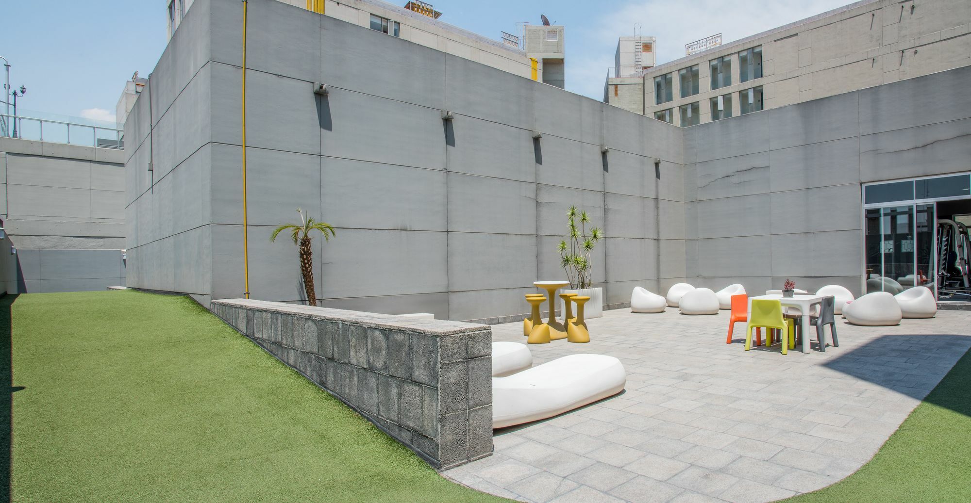 Apartment Downtown With Balcony 12 C *
