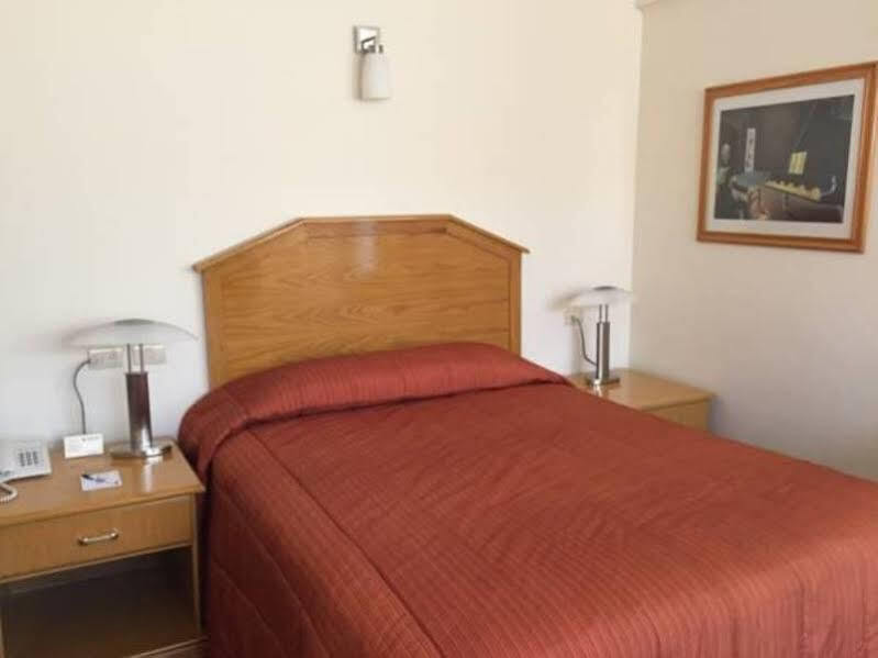 Ritz Hotel 4*