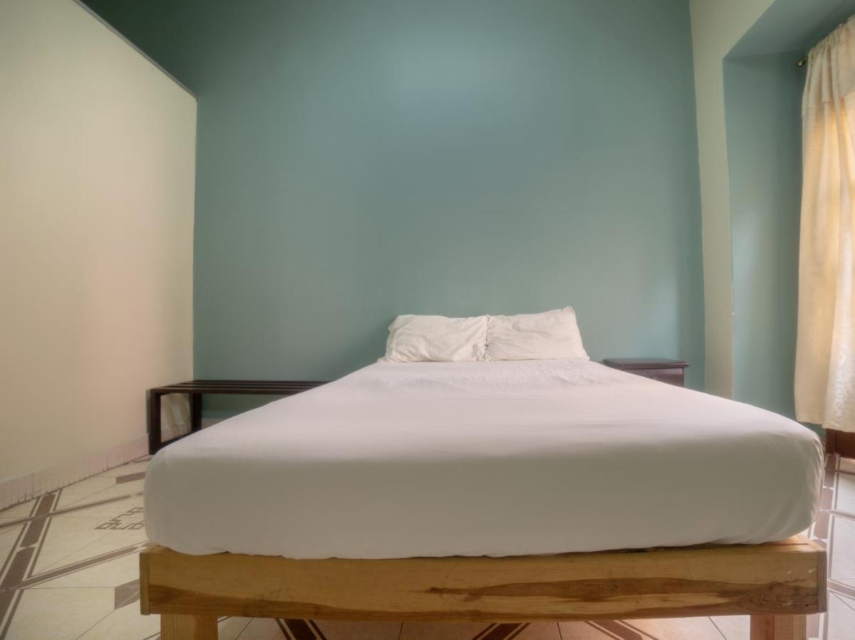 Hotel Oyo Oasis Centro Cerca Del Hospital Issste Hospital Jose Ma Morelos 2*