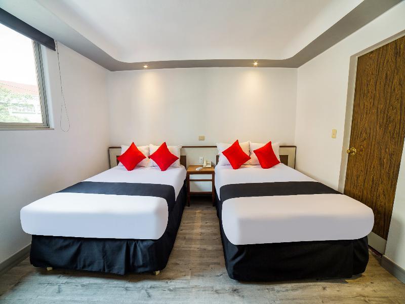 Hotel Capital O 104 Marti