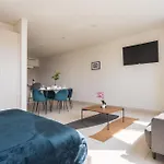 Isolda Suites Vistas Del Bosque