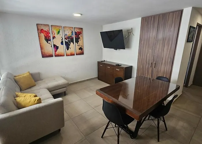 Nice Apartment Near Gnp Stadium