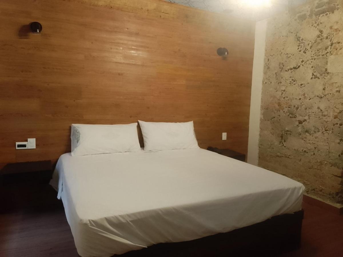 Hotel Sonno Plaza Allende *