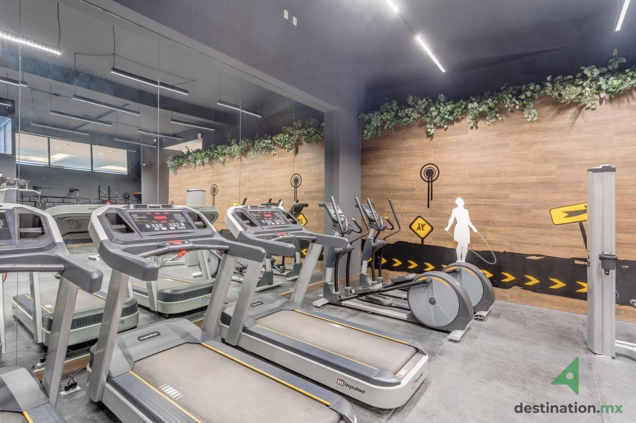 Cozy With Private Balcony, Pool, And Gym - Kansas 511