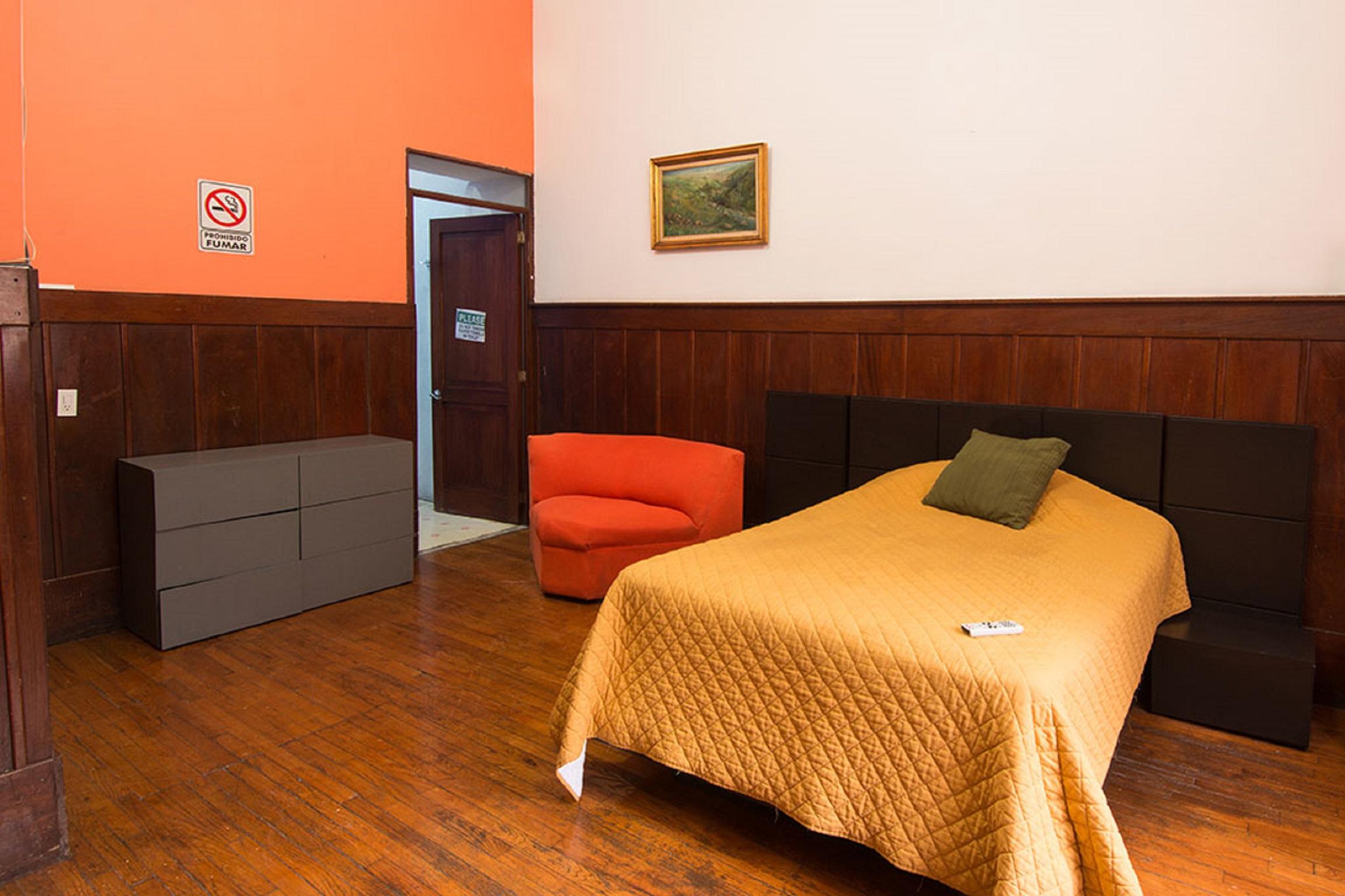 Hostal Amigo *