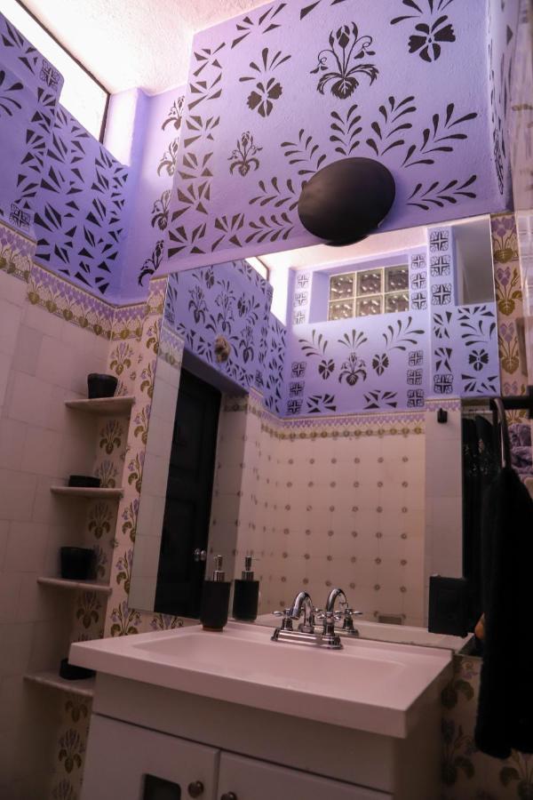 Holiday home La Casa De Fleur De Lis In Historic San Angel