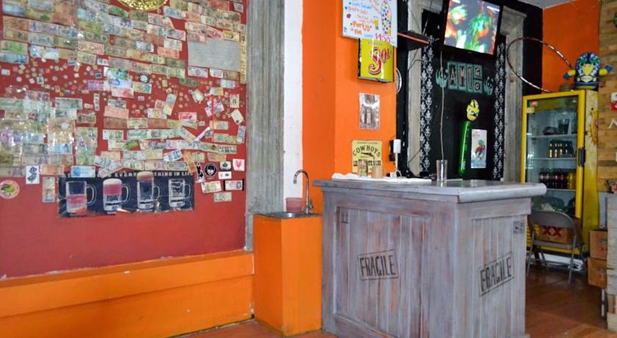 Amigo Hostal *