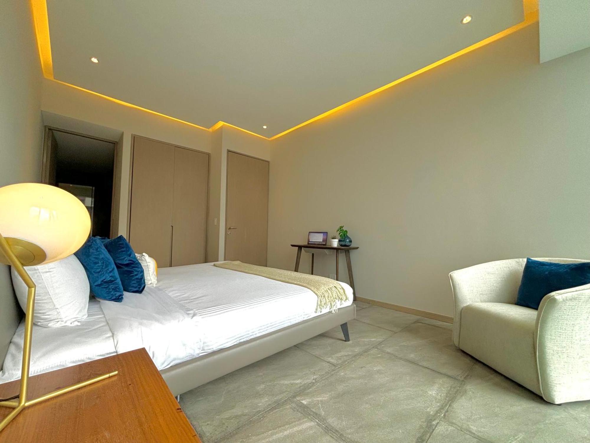 Paradox Santa Fe 3*