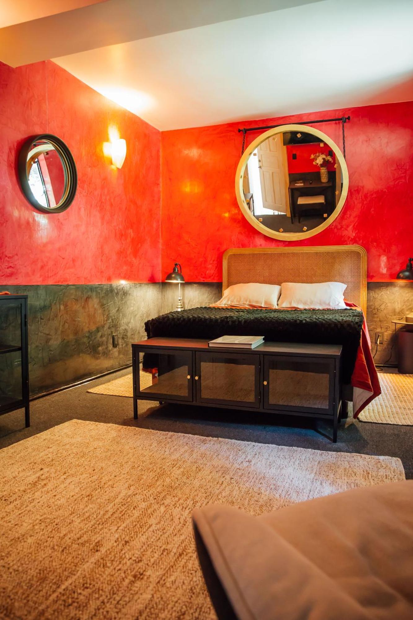 Maison Du Comte Hotel 5*