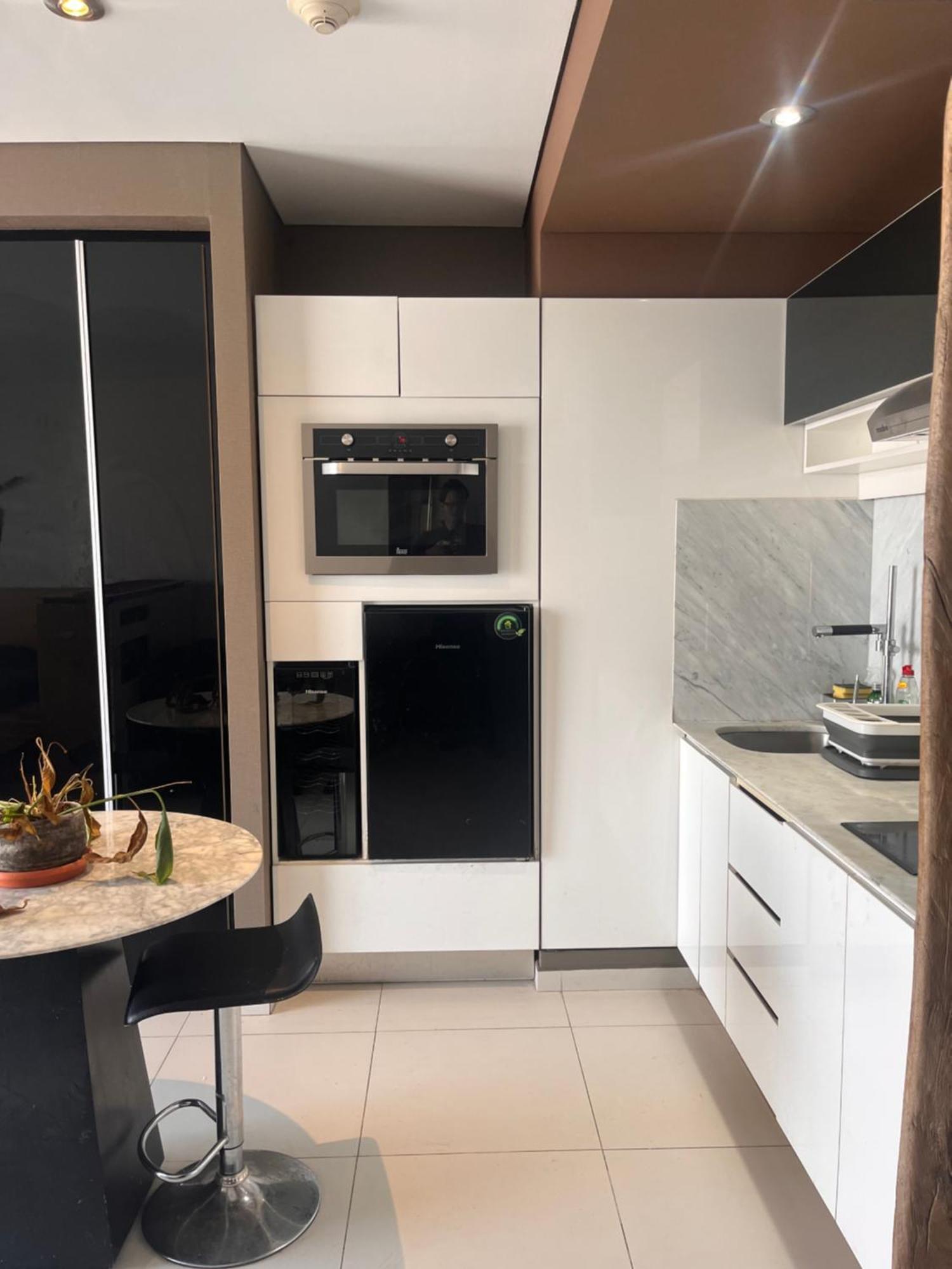 P2406 - 1br - 1bth Apartment