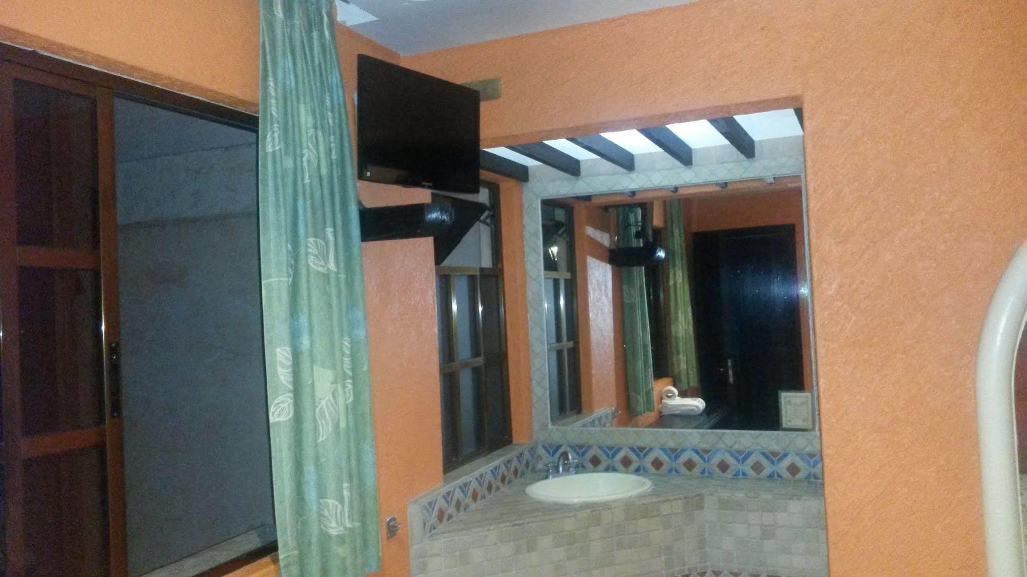 Playa Internacional Hotel 2*