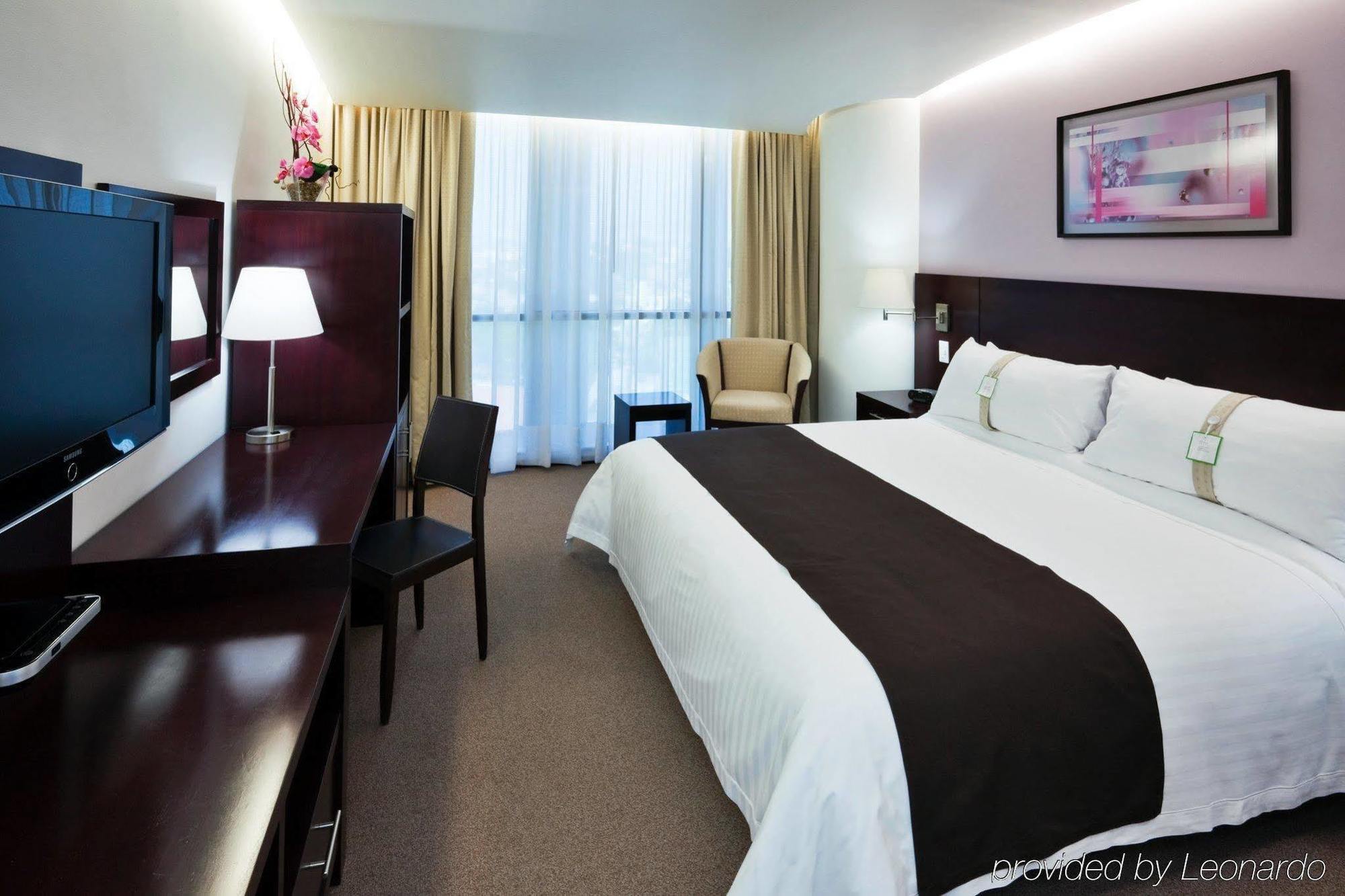 Hotel Hotel&suites Mexico Medica Sur, An Ihg 4*